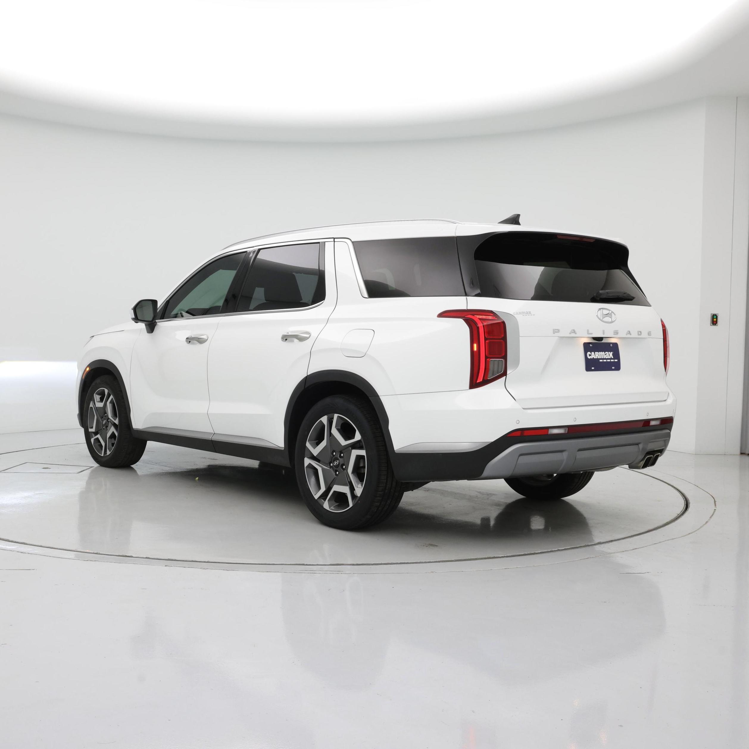 Thumbnail: 2023 Hyundai Palisade - 2