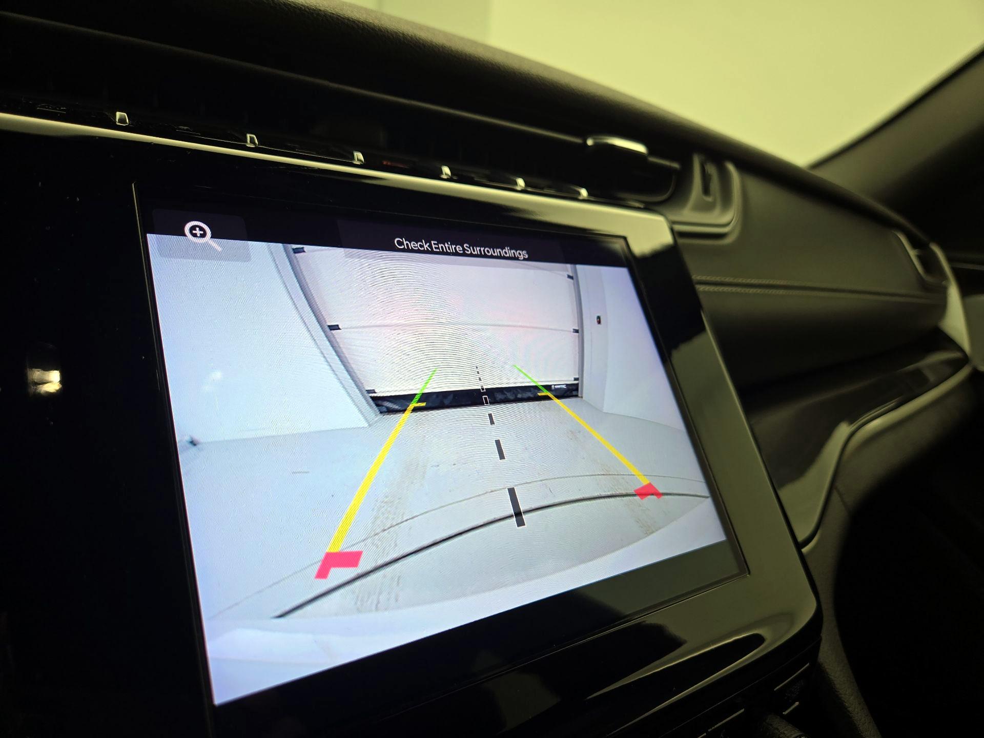 Thumbnail: 2023 Jeep Grand Cherokee - 14