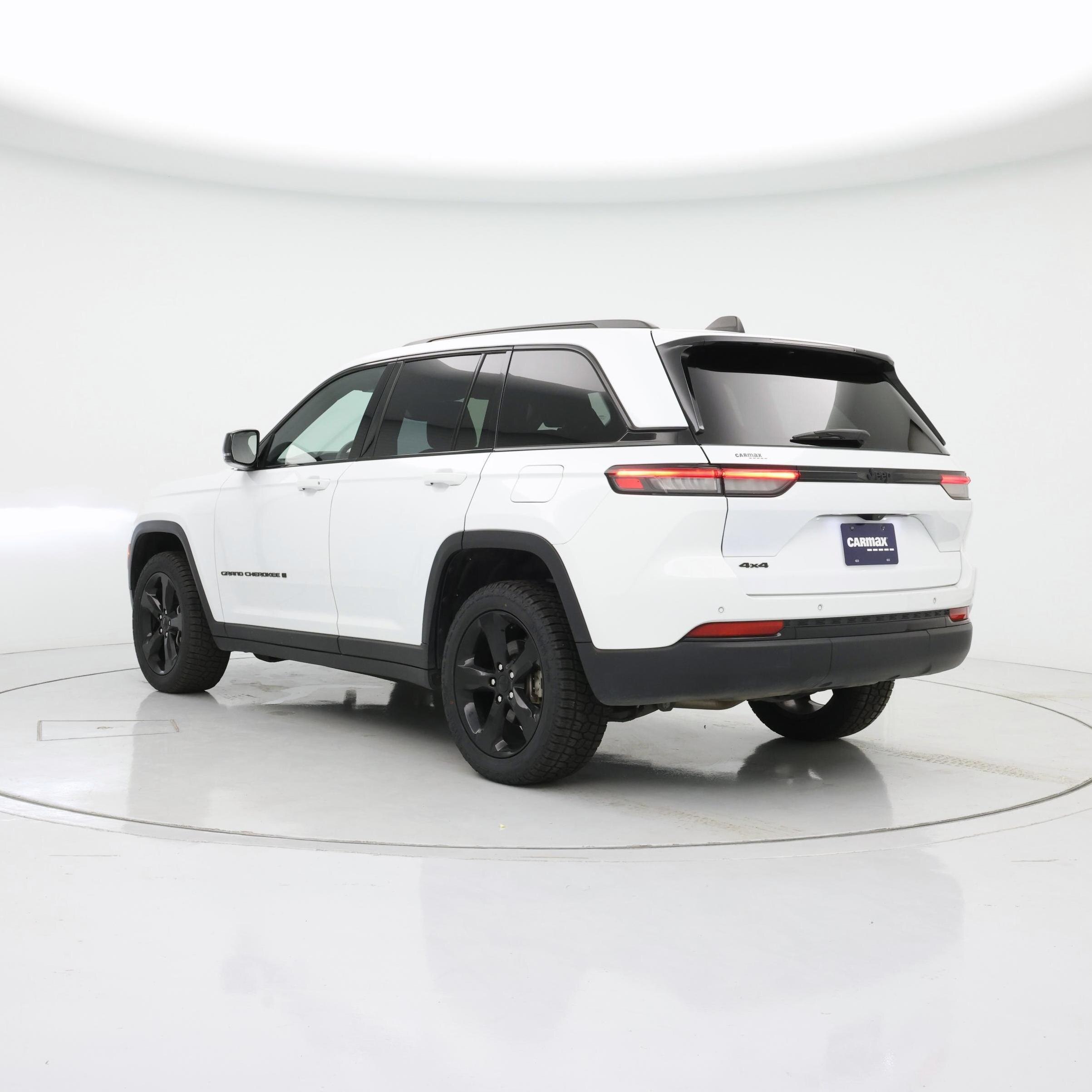 Thumbnail: 2023 Jeep Grand Cherokee - 2