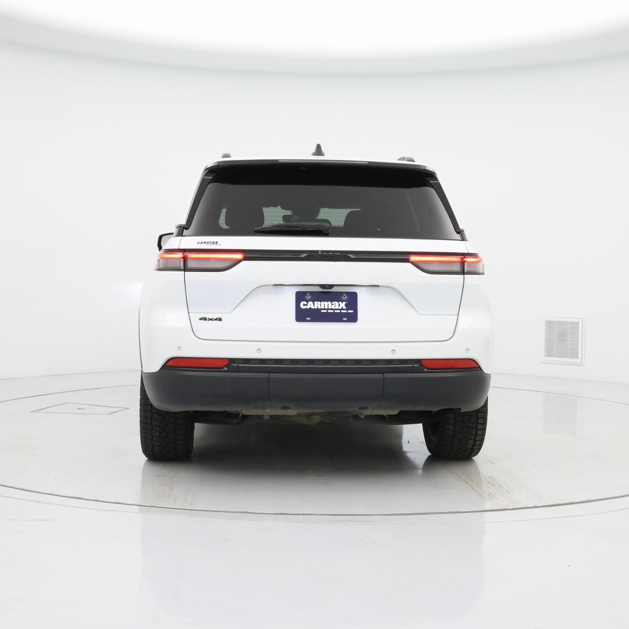 Thumbnail: 2023 Jeep Grand Cherokee - 6