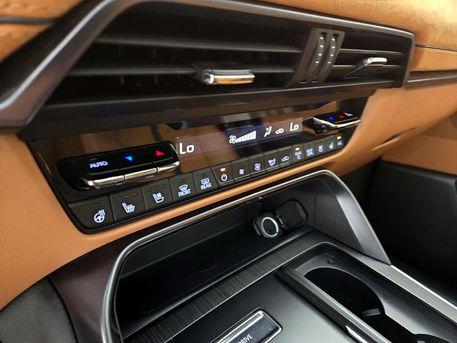 Thumbnail: 2024 Mazda CX-90 - 17