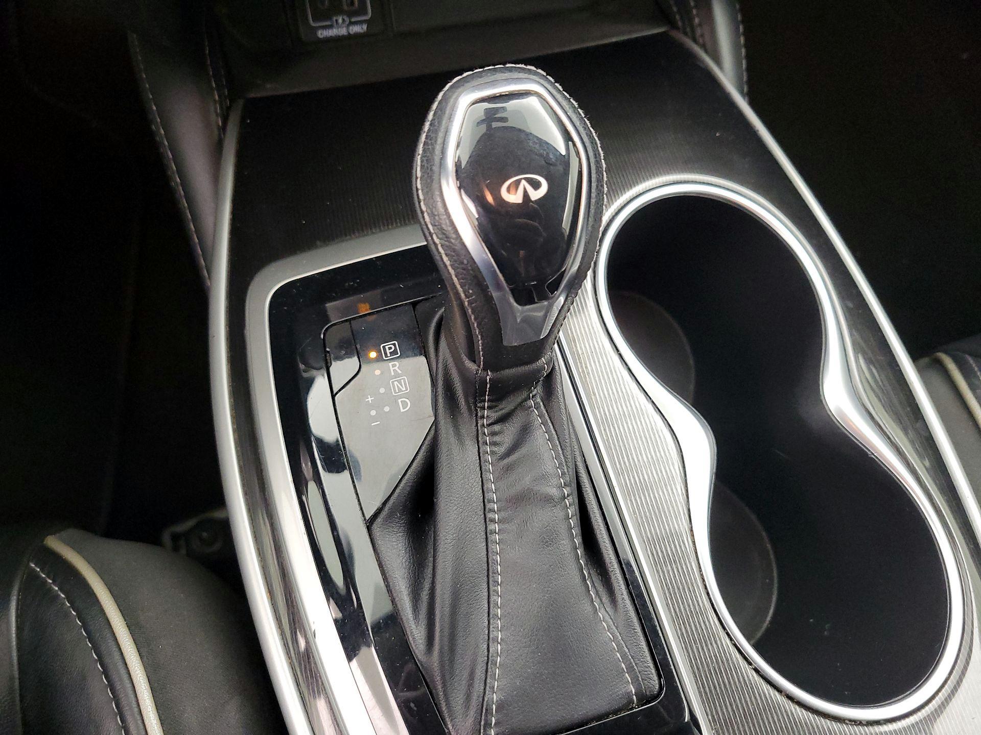 Thumbnail: 2019 INFINITI QX60 - 15