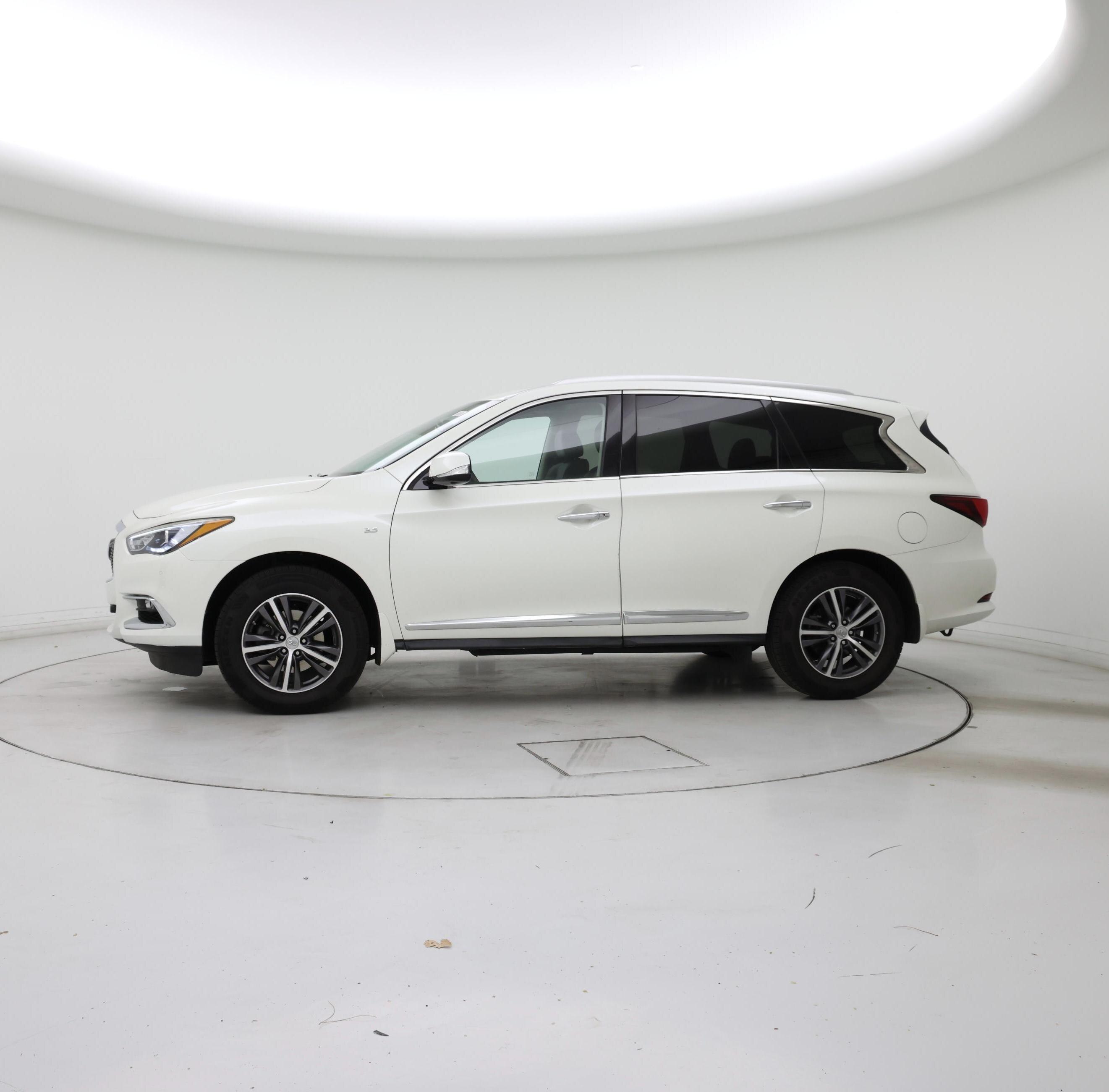 Thumbnail: 2019 INFINITI QX60 - 3