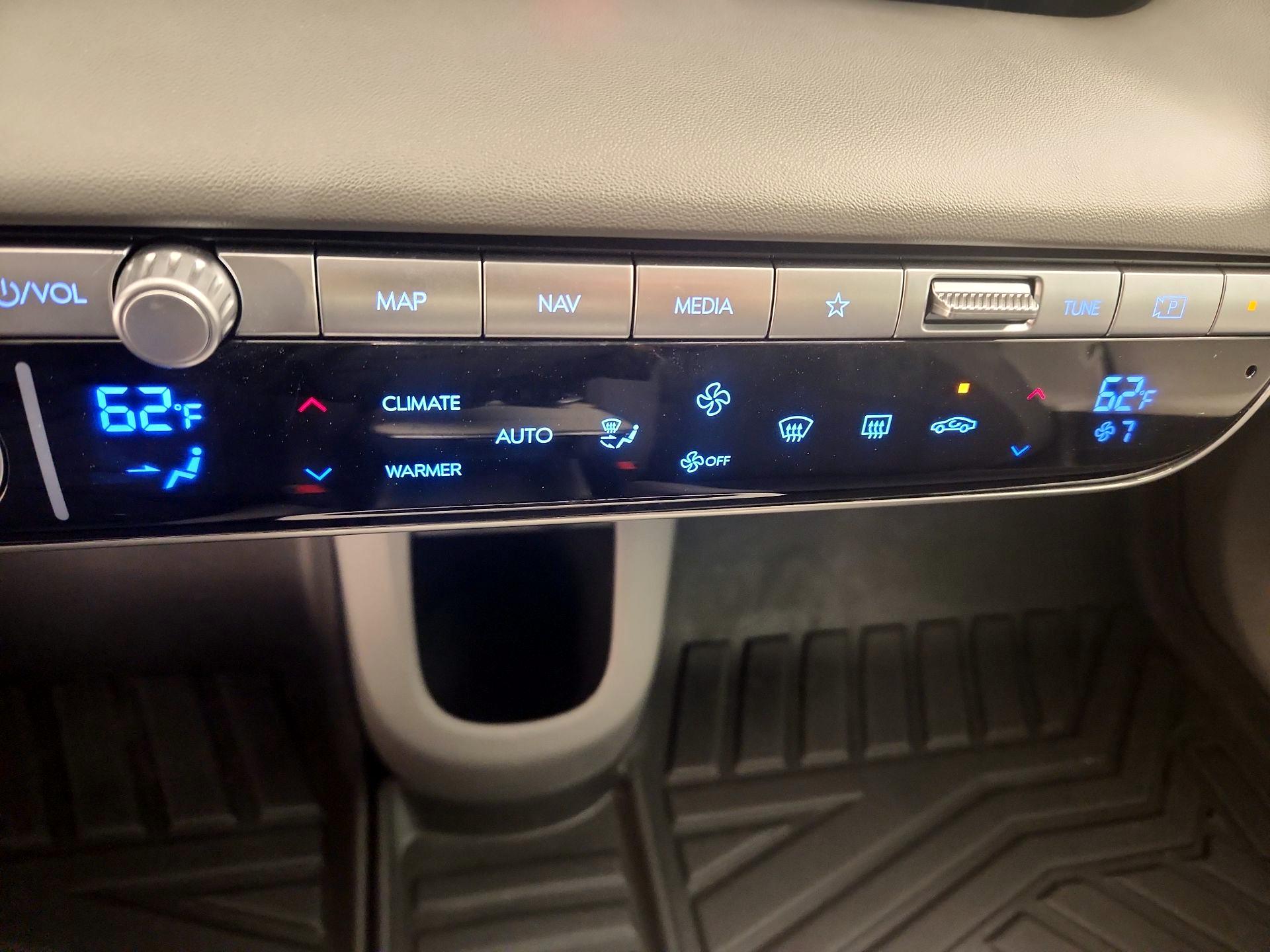 Thumbnail: 2023 Hyundai Ioniq 5 - 17