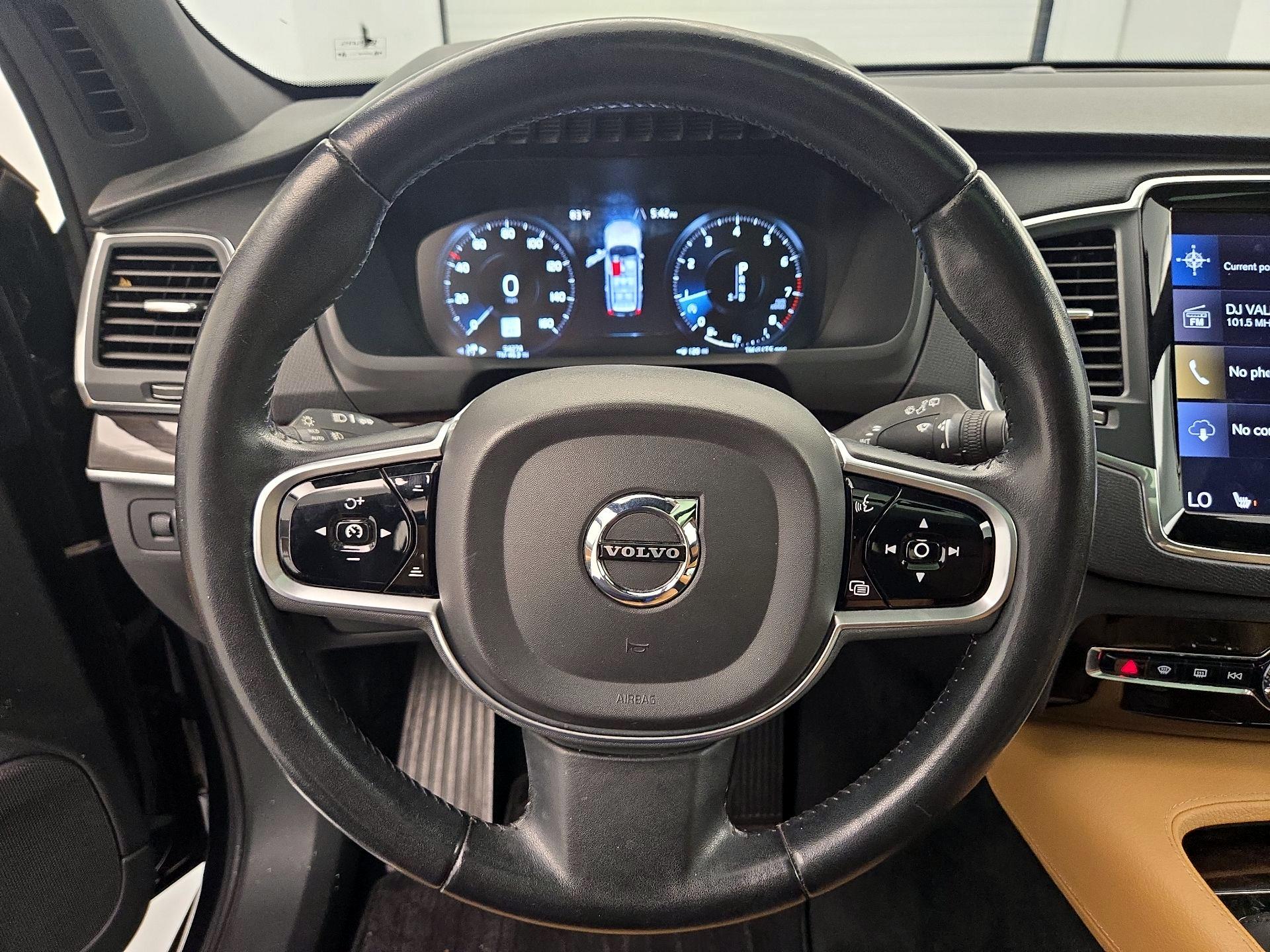 Thumbnail: 2019 Volvo XC90 - 10