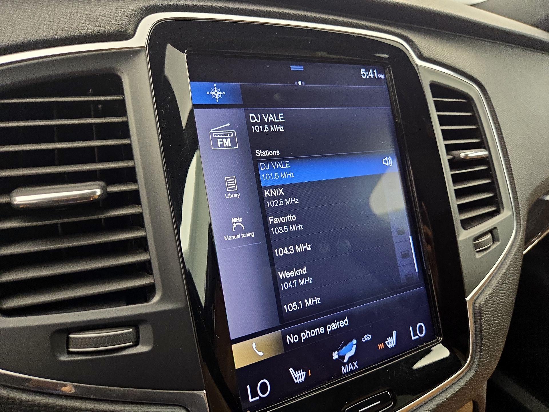 Thumbnail: 2019 Volvo XC90 - 15