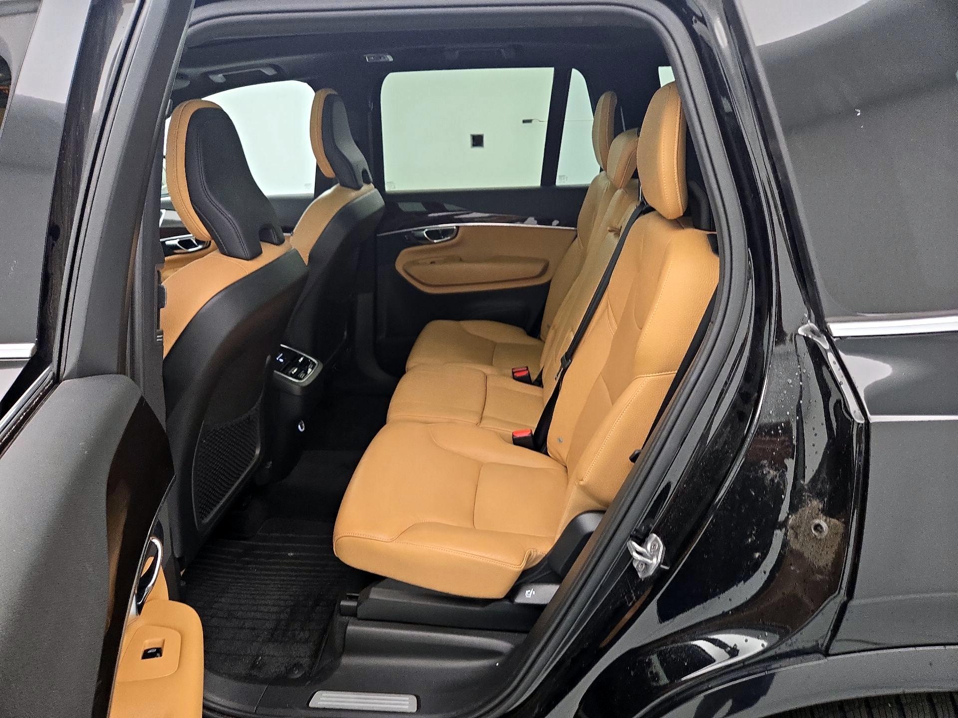 Thumbnail: 2019 Volvo XC90 - 20