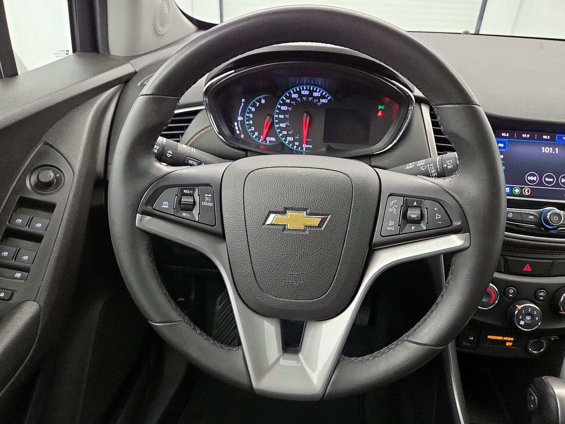 Thumbnail: 2020 Chevrolet Trax - 10