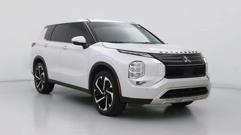 2022 Mitsubishi Outlander SE Hero Image