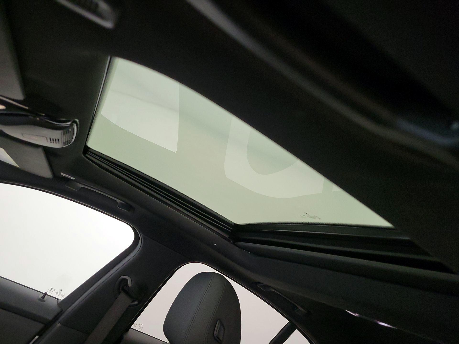 Thumbnail: 2021 BMW 3 Series - 20