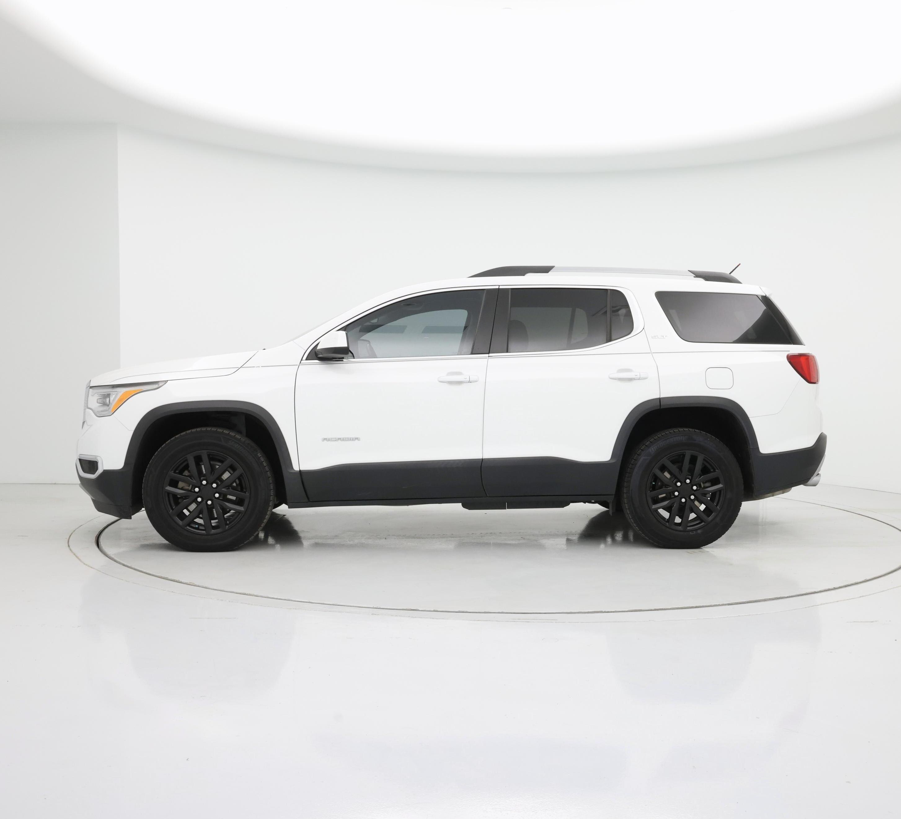 Thumbnail: 2019 GMC Acadia - 3