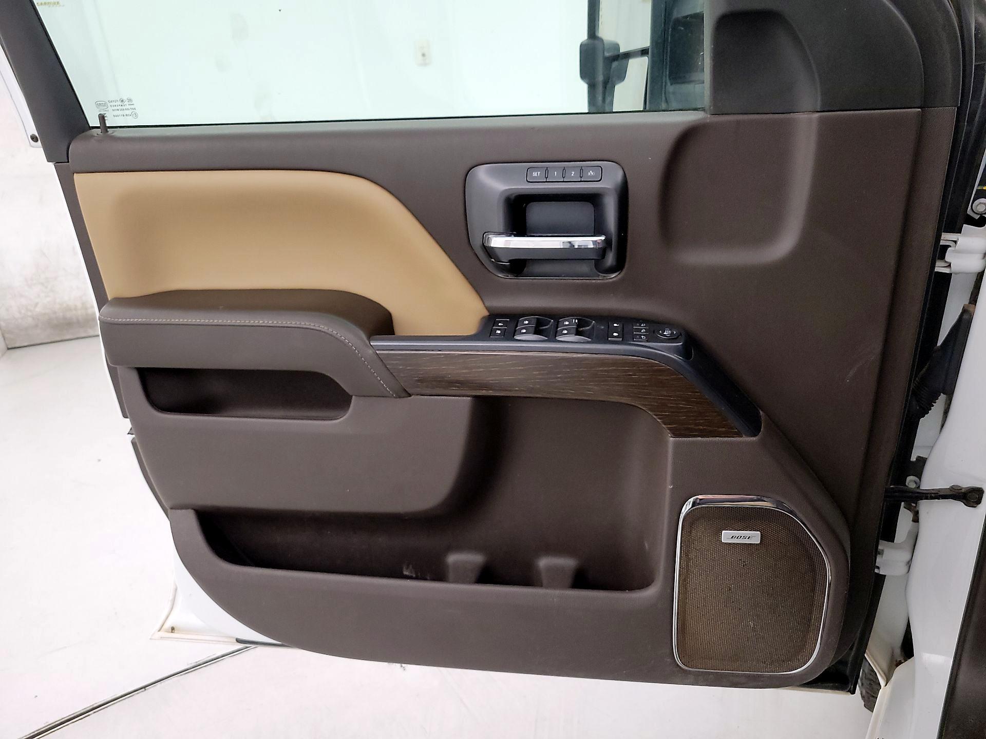 Thumbnail: 2019 GMC Sierra 3500 - 12