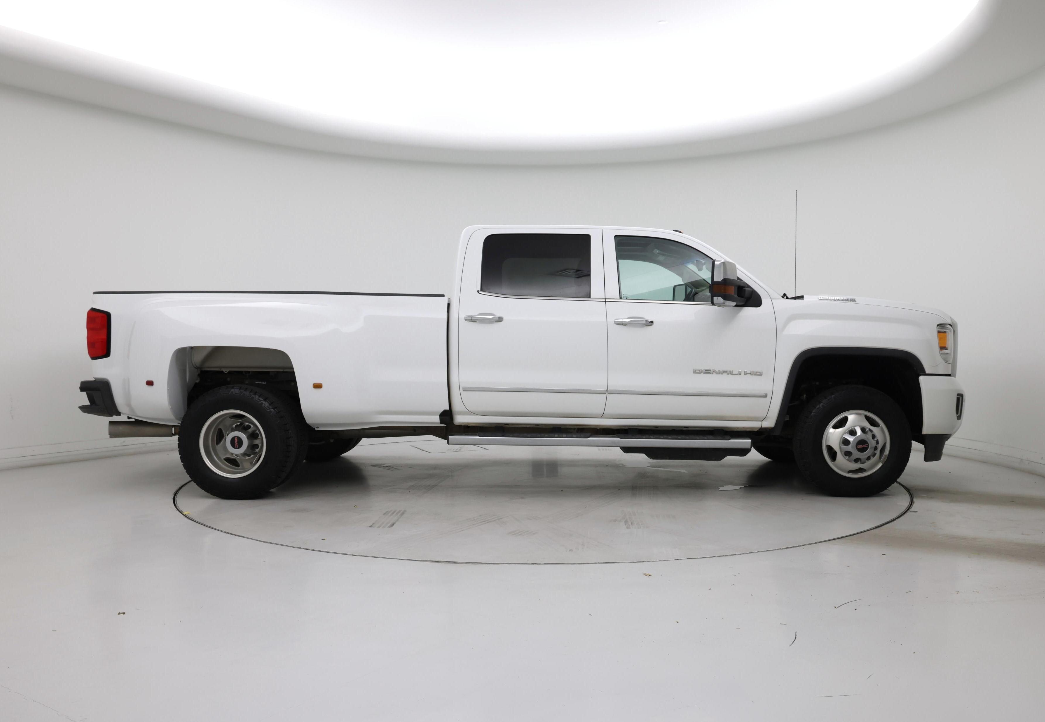 Thumbnail: 2019 GMC Sierra 3500 - 7