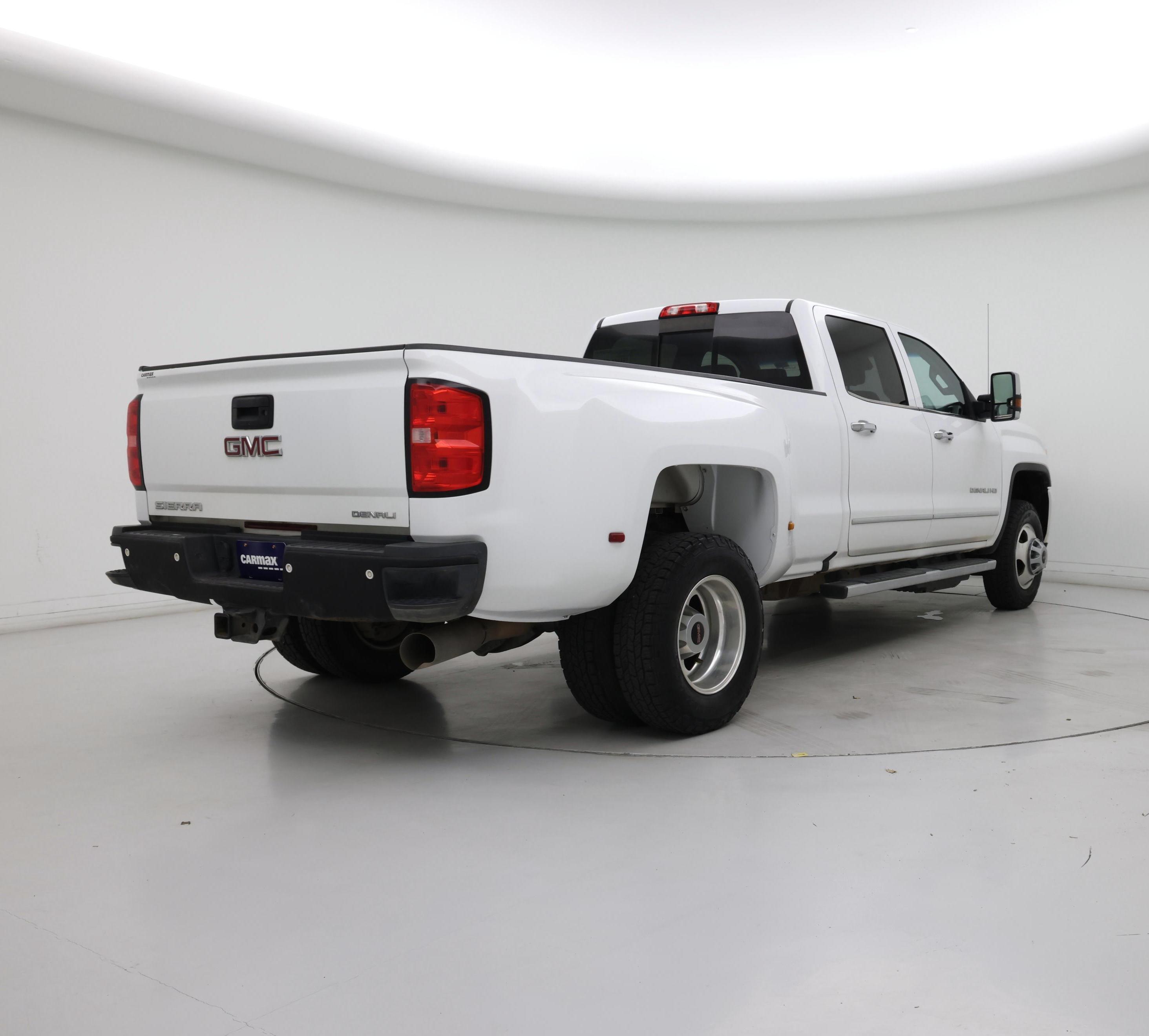 Thumbnail: 2019 GMC Sierra 3500 - 8