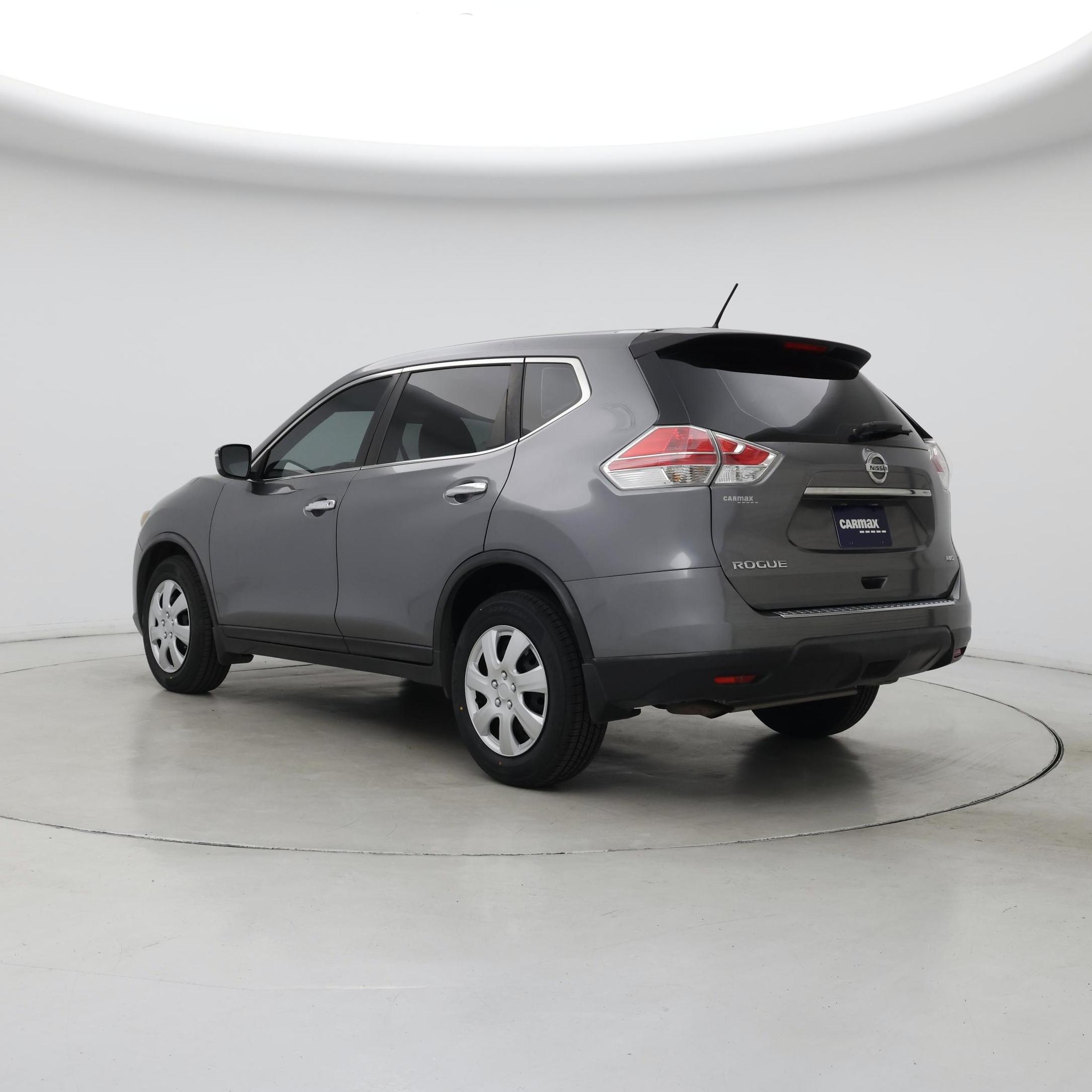Thumbnail: 2015 Nissan Rogue - 2
