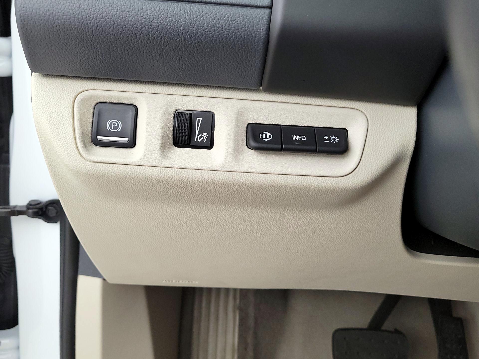 Thumbnail: 2022 GMC Acadia - 13