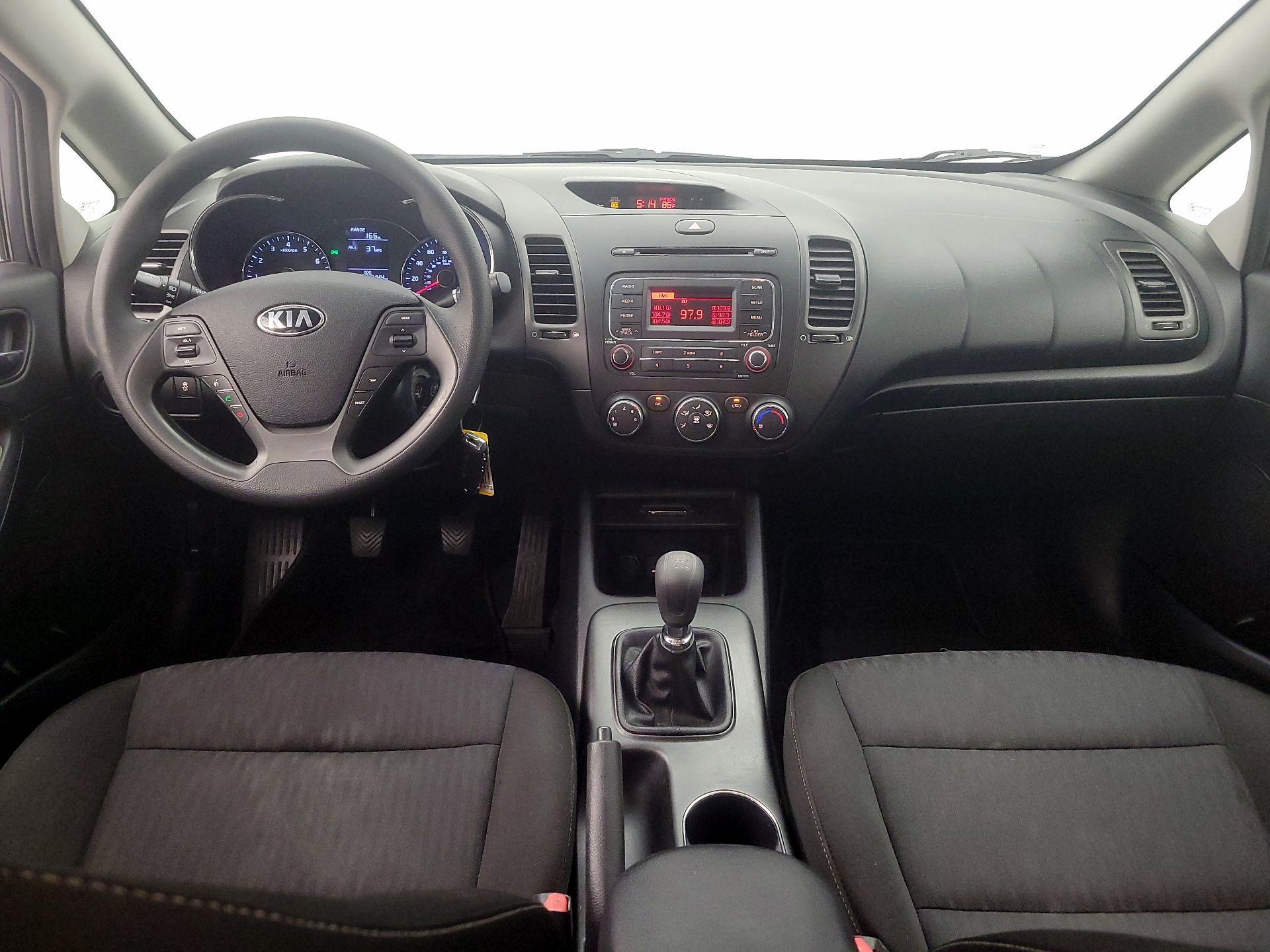 Thumbnail: 2016 Kia Forte - 9