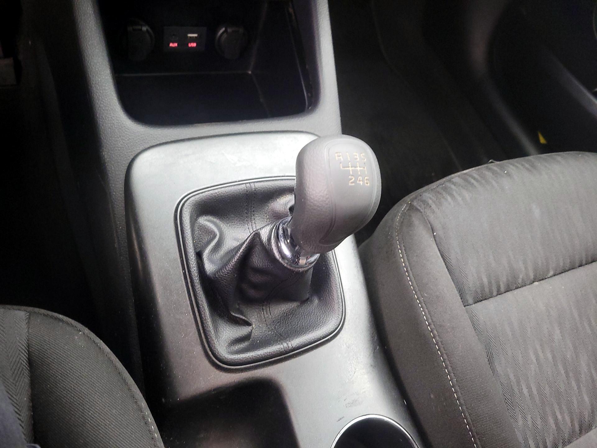 Thumbnail: 2016 Kia Forte - 16