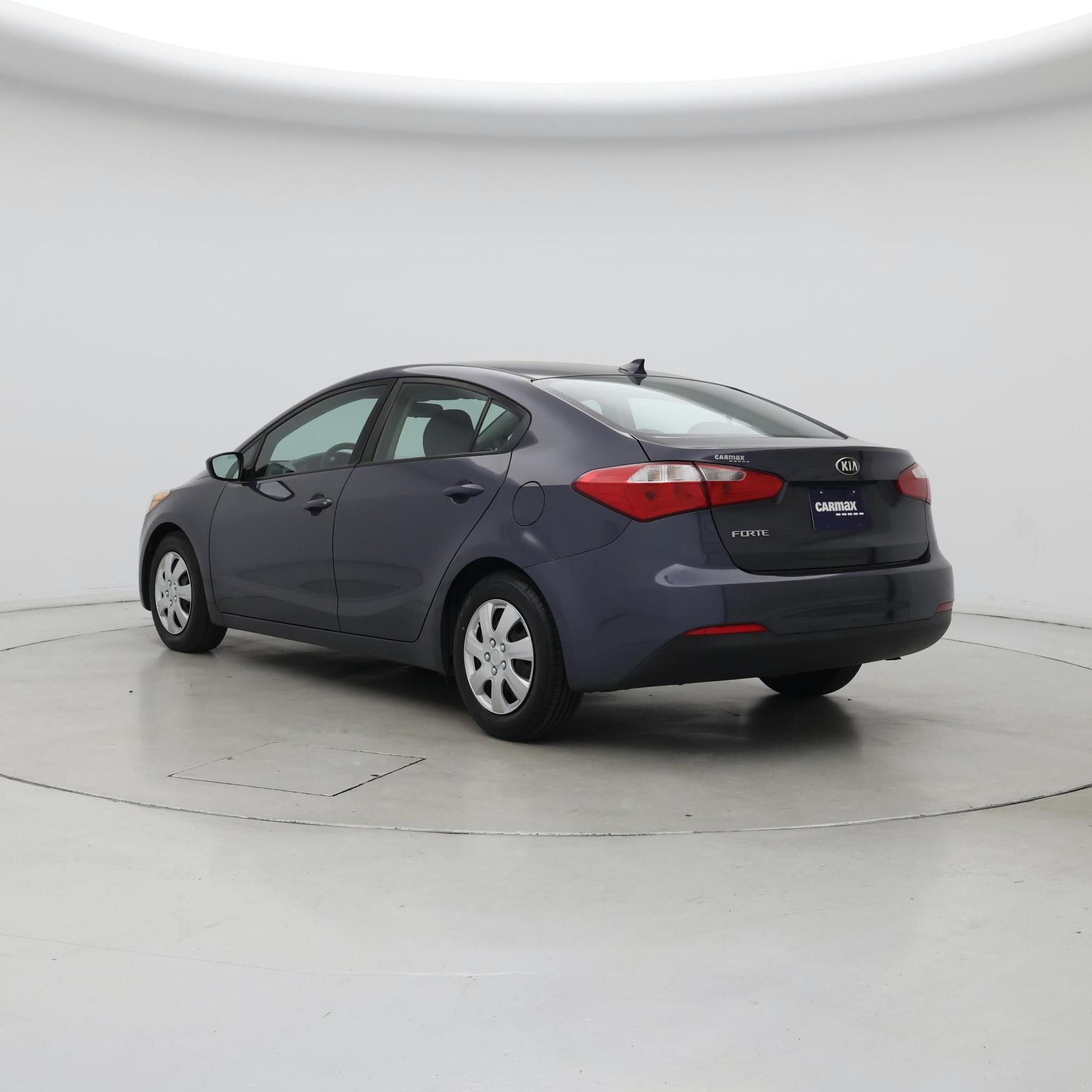 Thumbnail: 2016 Kia Forte - 2