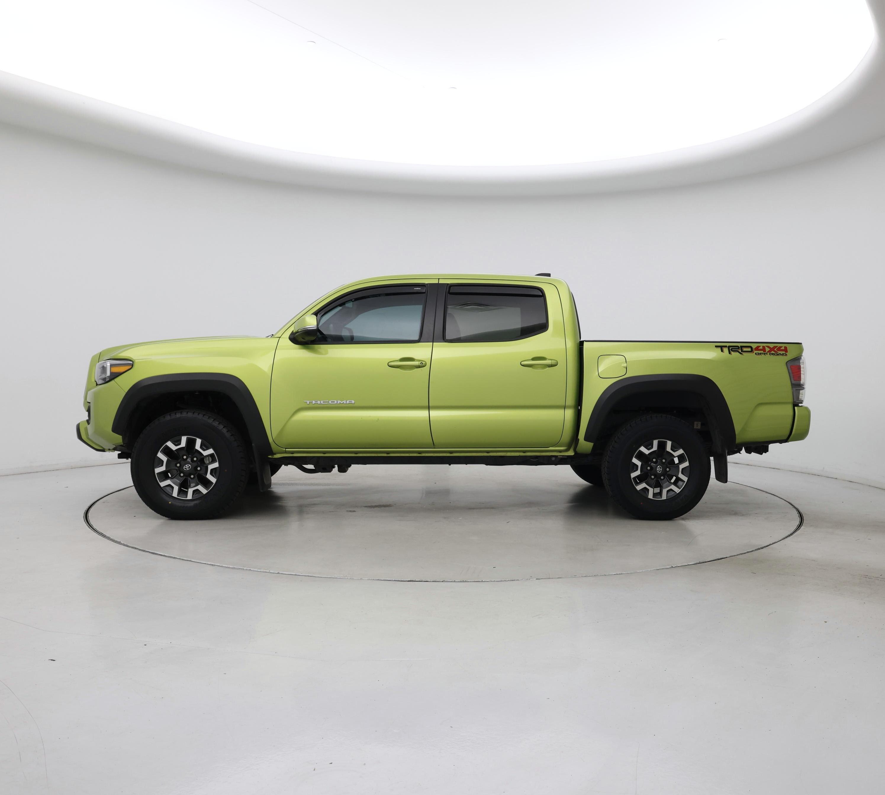 Thumbnail: 2023 Toyota Tacoma - 3