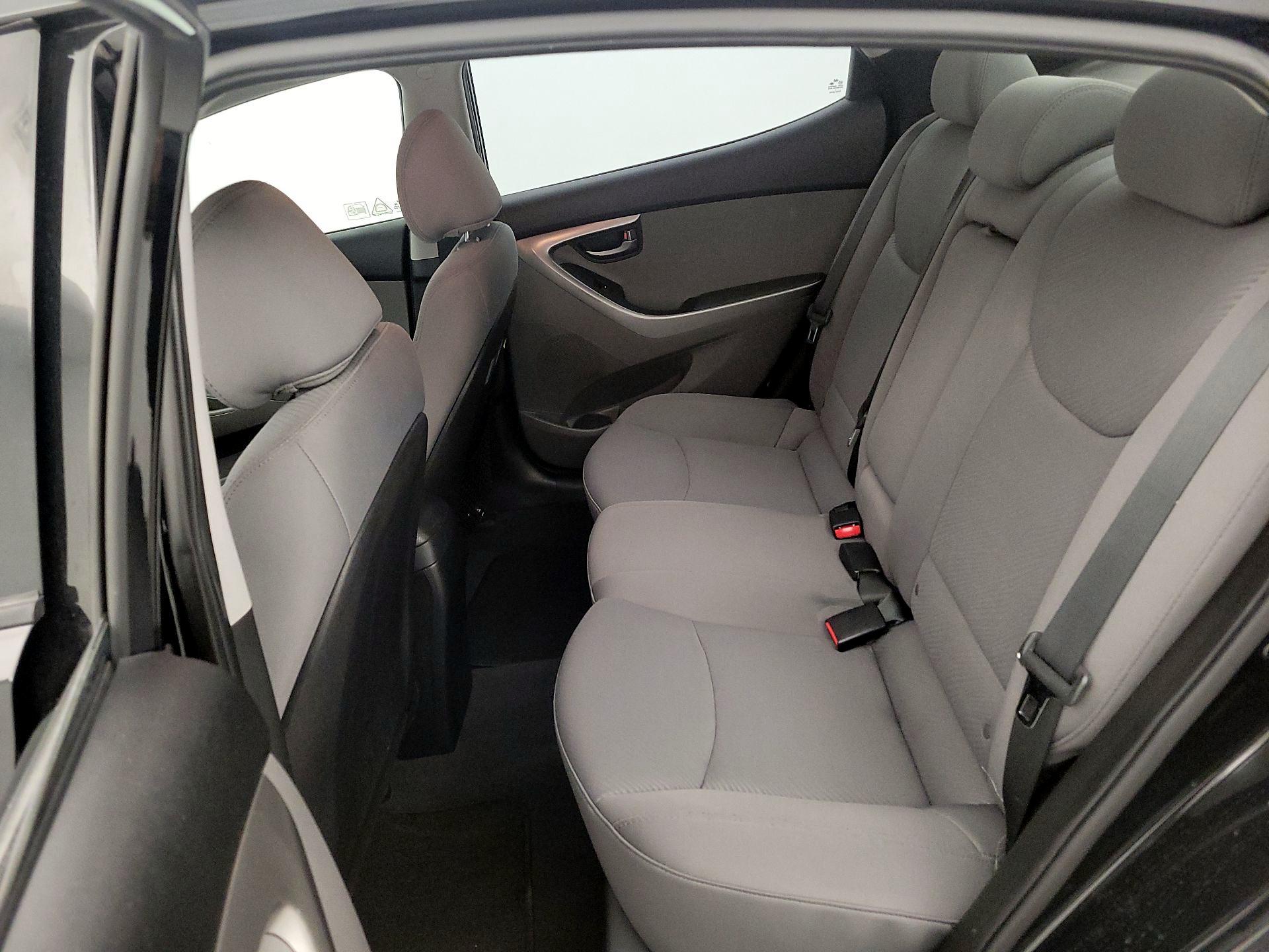 Thumbnail: 2013 Hyundai Elantra - 18