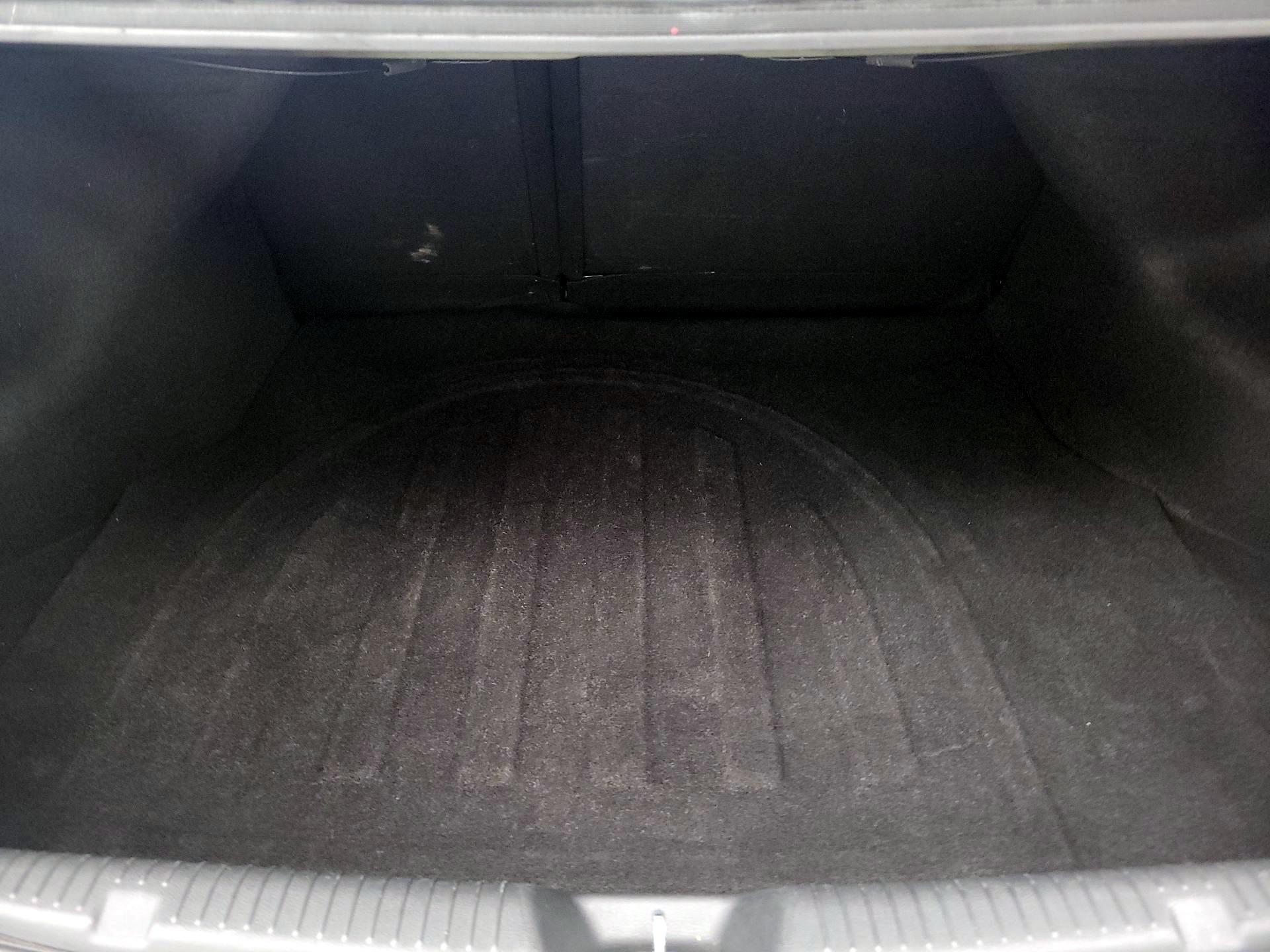 Thumbnail: 2013 Hyundai Elantra - 19