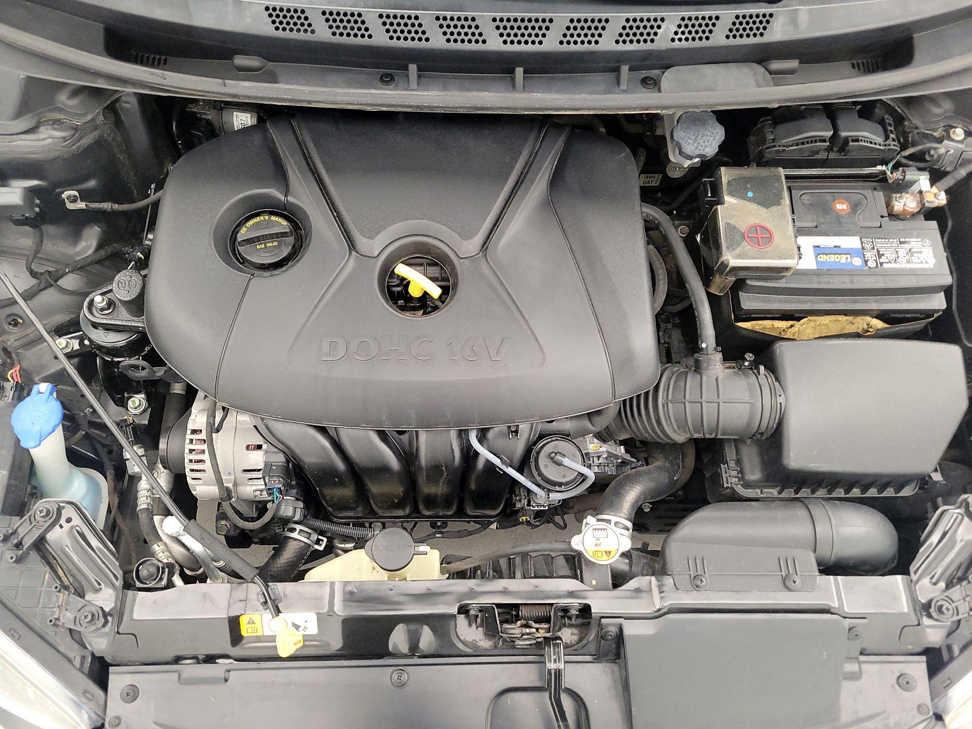 Thumbnail: 2013 Hyundai Elantra - 20