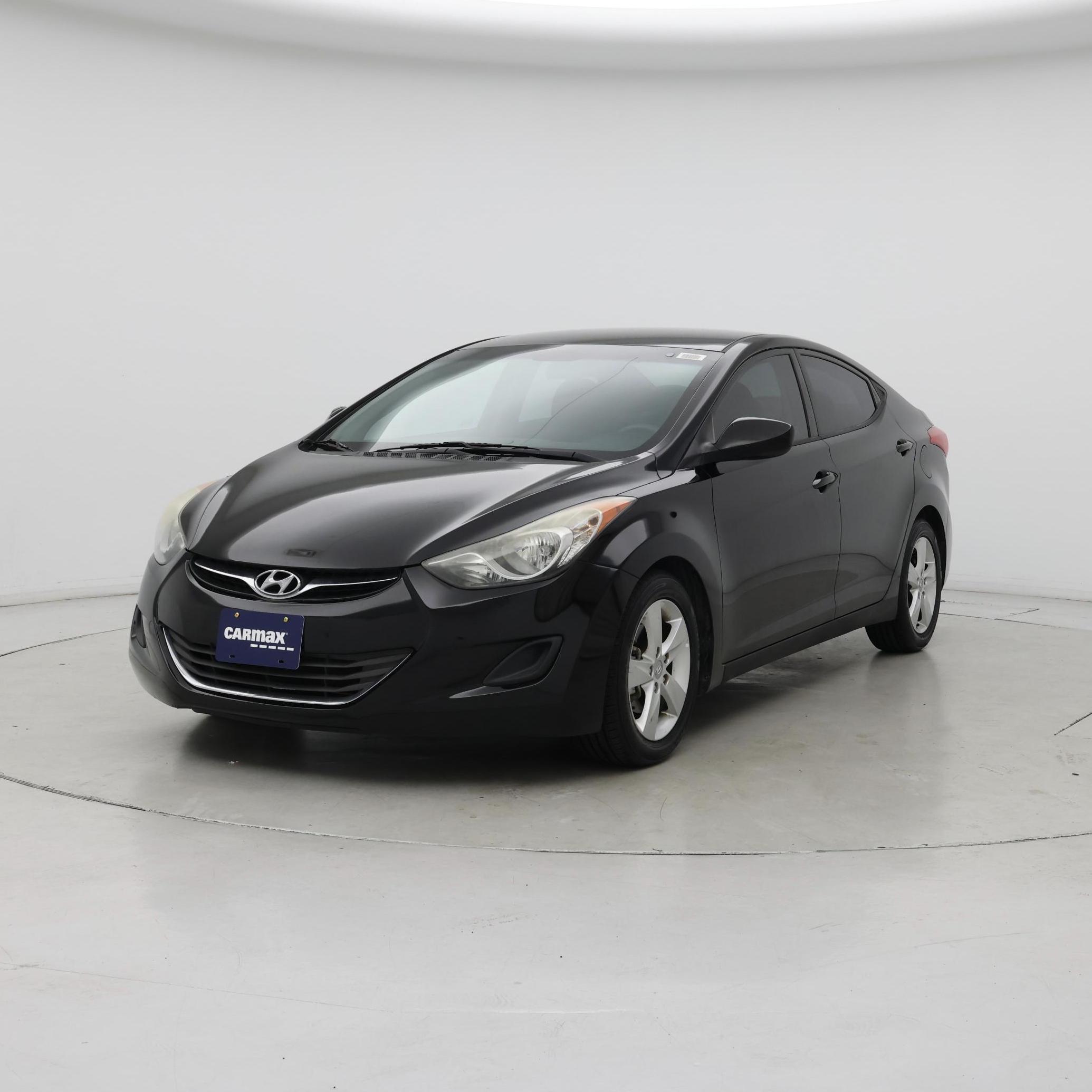 Thumbnail: 2013 Hyundai Elantra - 4