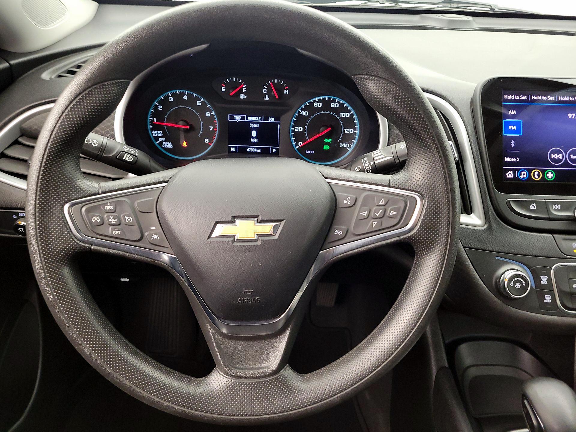 Thumbnail: 2023 Chevrolet Malibu - 10
