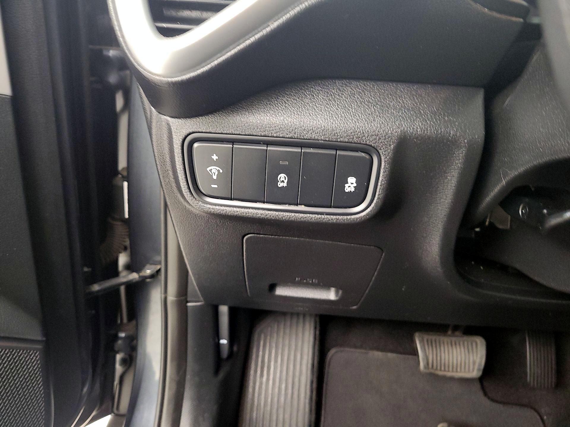 Thumbnail: 2020 Kia Soul - 13