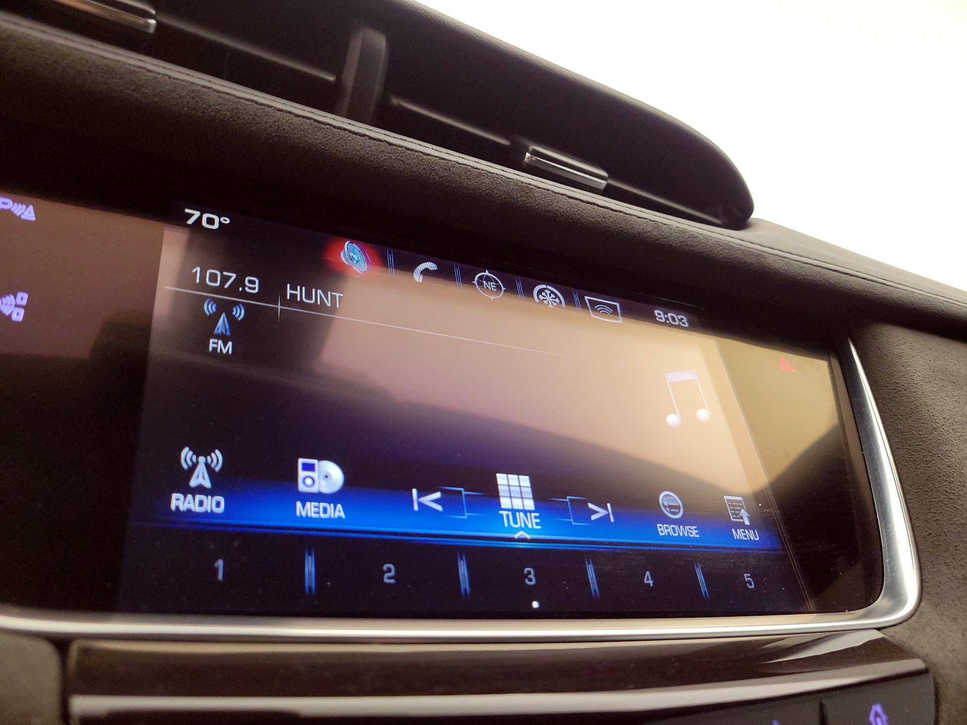 Thumbnail: 2017 Cadillac XT5 - 16