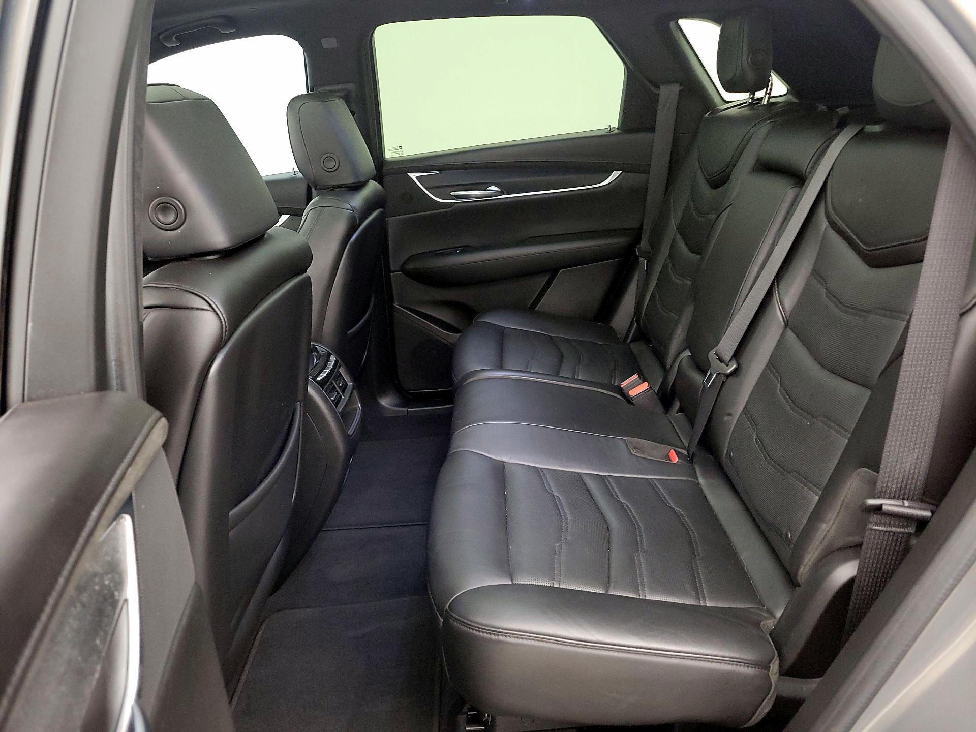 Thumbnail: 2017 Cadillac XT5 - 20