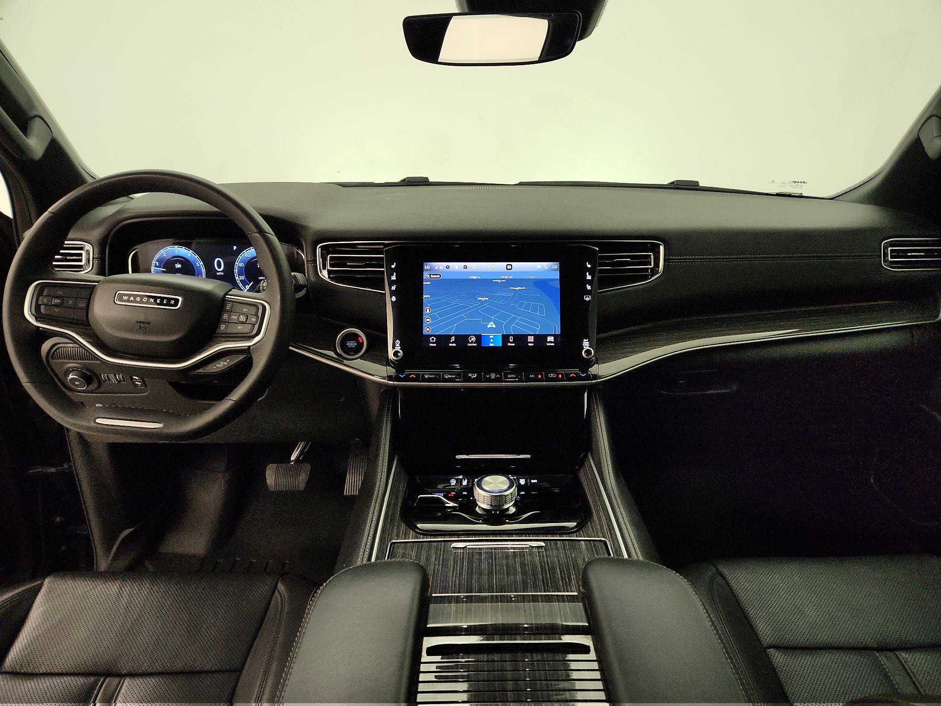 Thumbnail: 2022 Jeep Wagoneer - 9