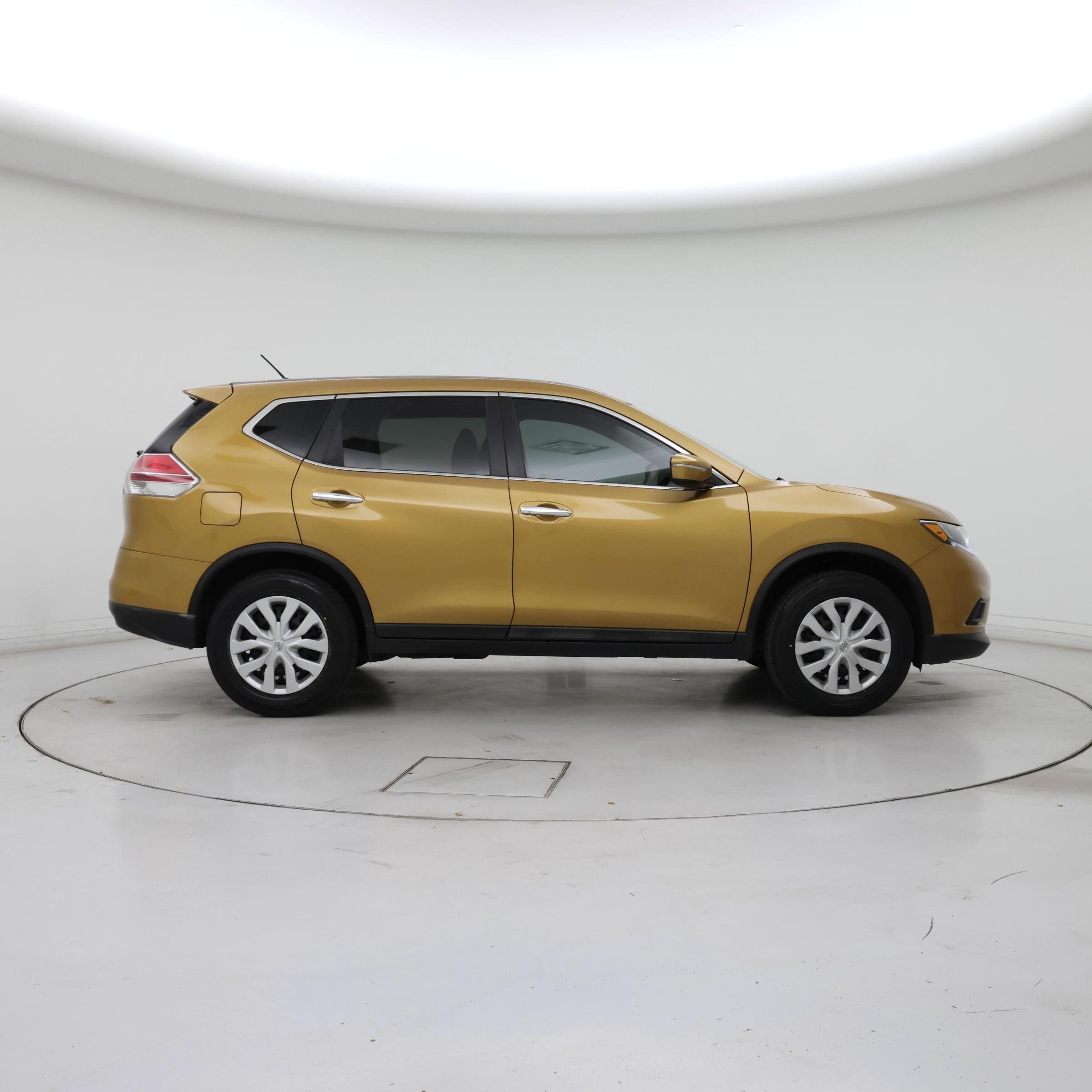 Thumbnail: 2015 Nissan Rogue - 7