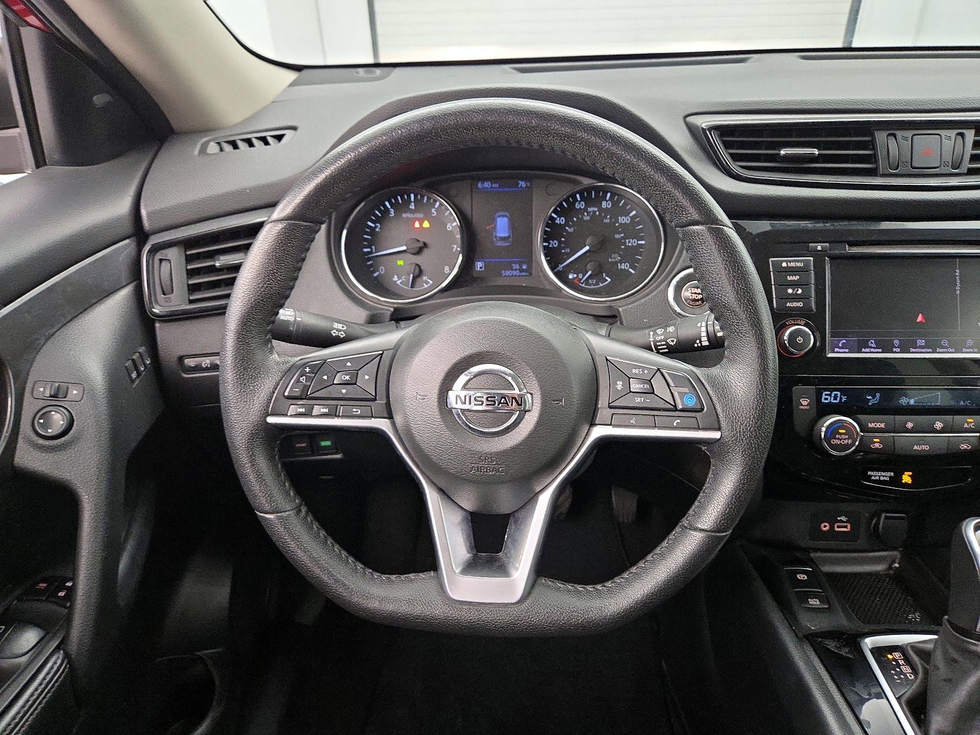 Thumbnail: 2020 Nissan Rogue - 10