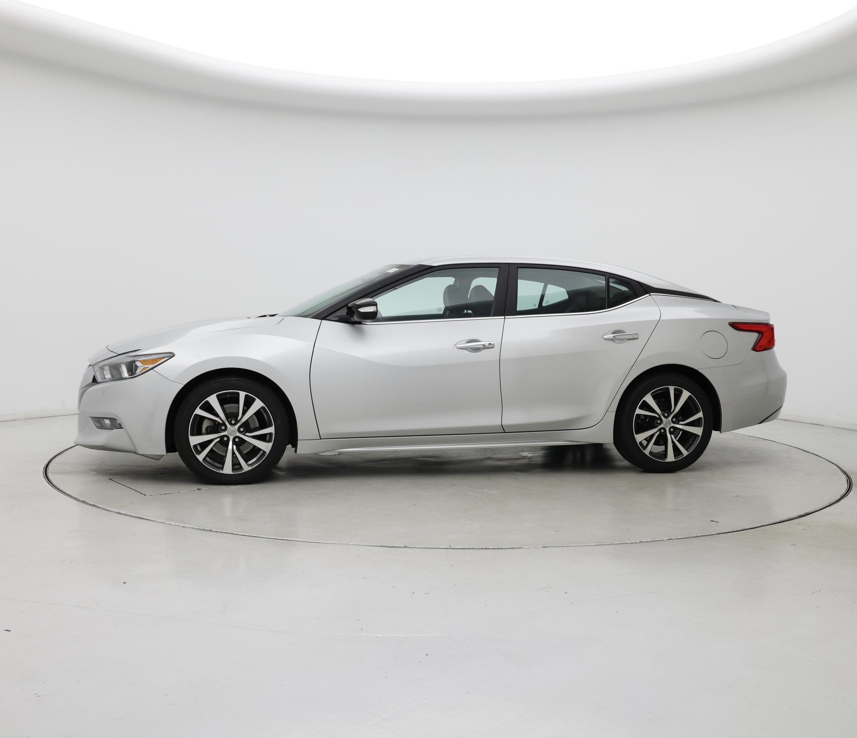 Thumbnail: 2017 Nissan Maxima - 3