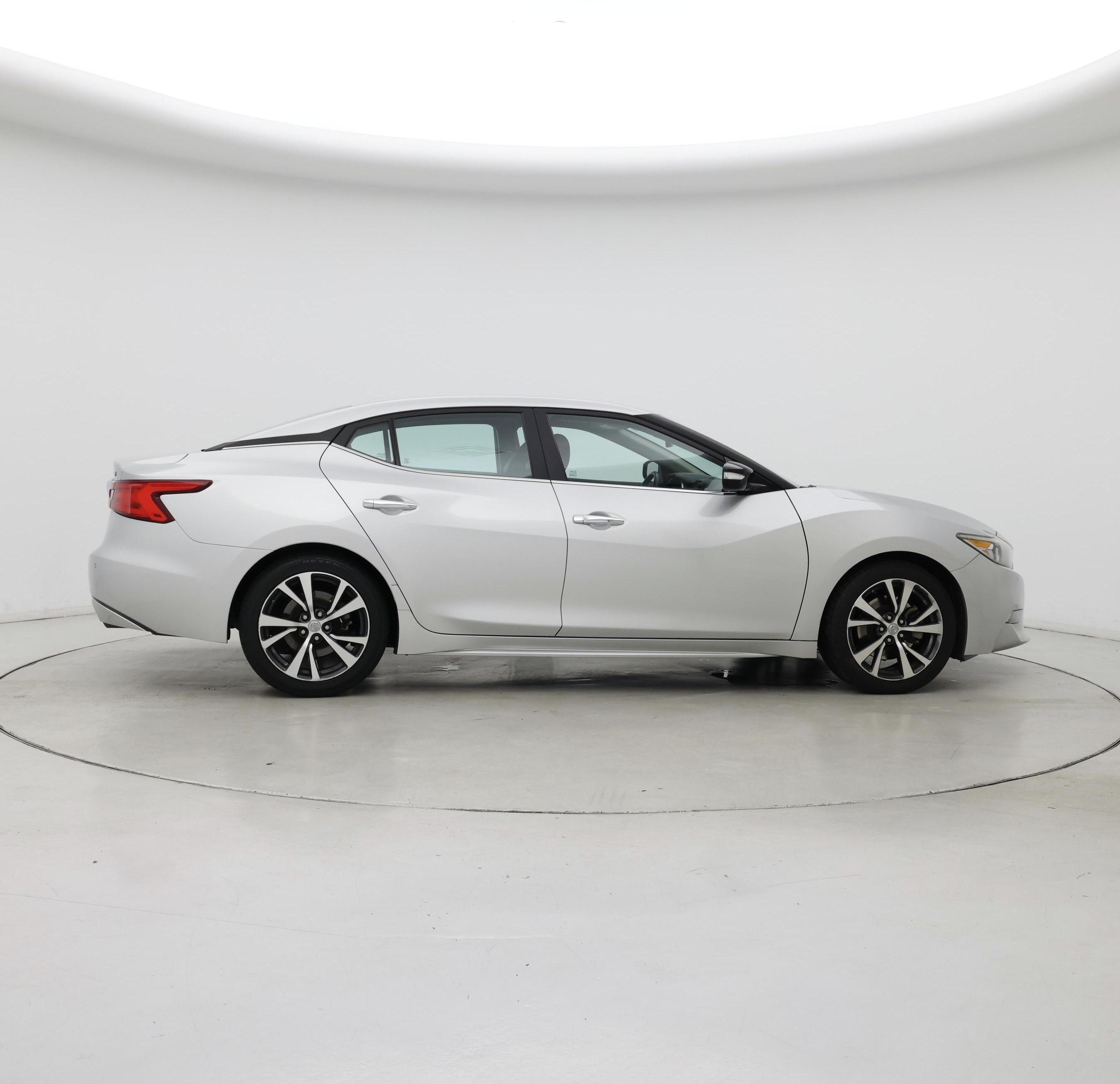 Thumbnail: 2017 Nissan Maxima - 7