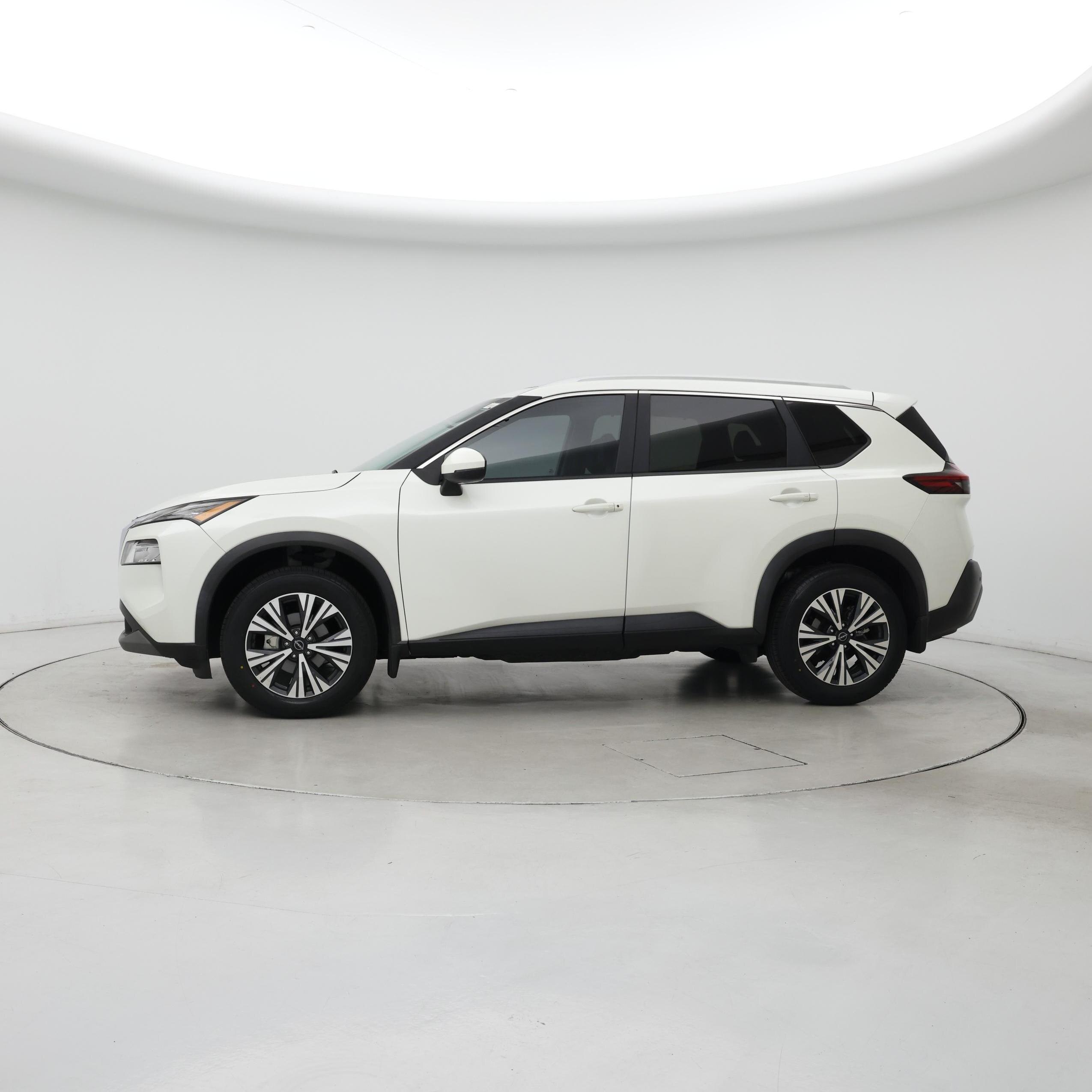Thumbnail: 2023 Nissan Rogue - 3
