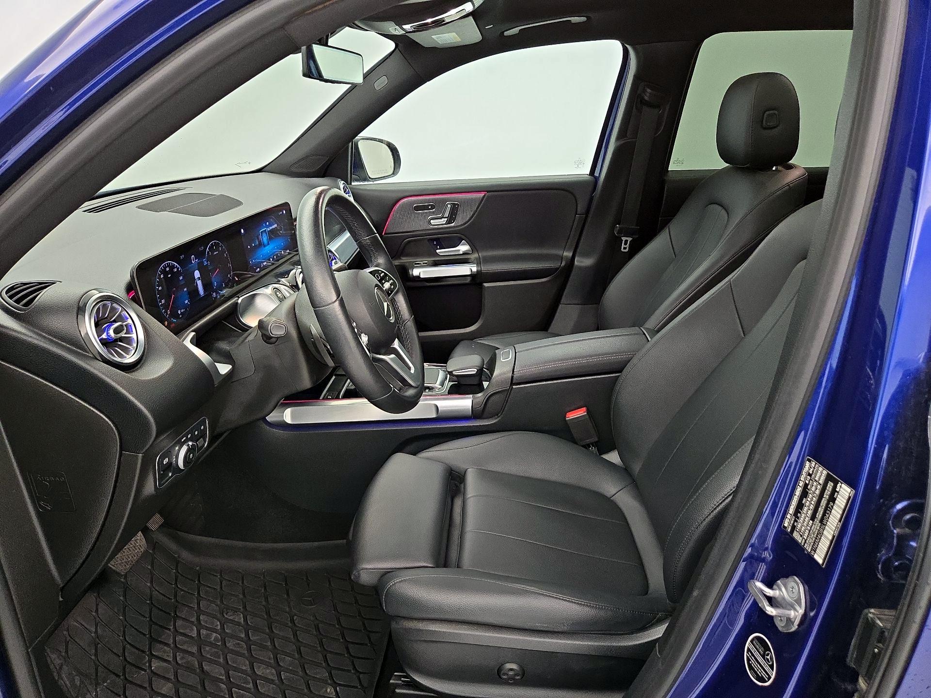 Thumbnail: 2020 Mercedes-Benz GLB - 11