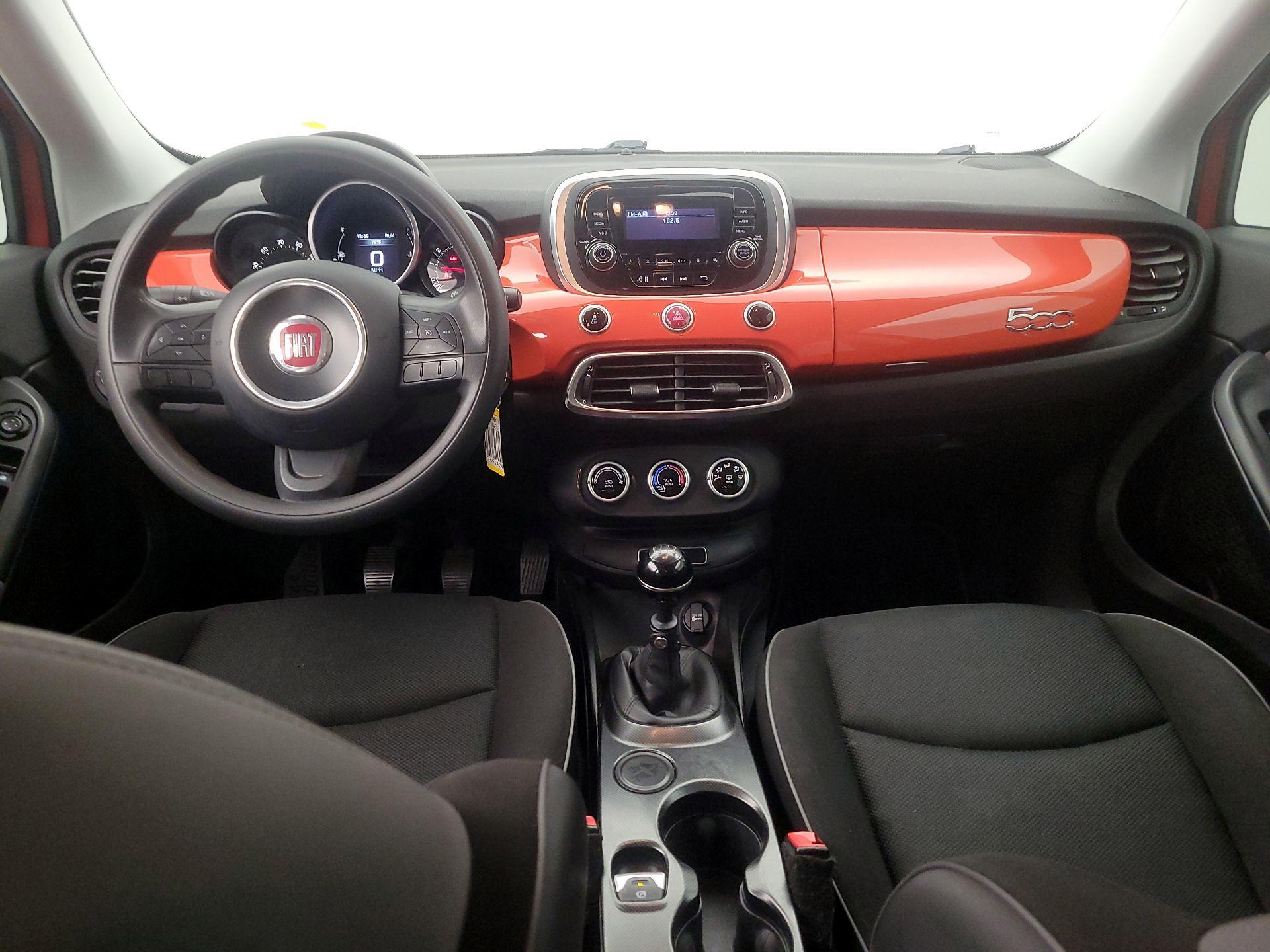 Thumbnail: 2016 Fiat 500X - 9
