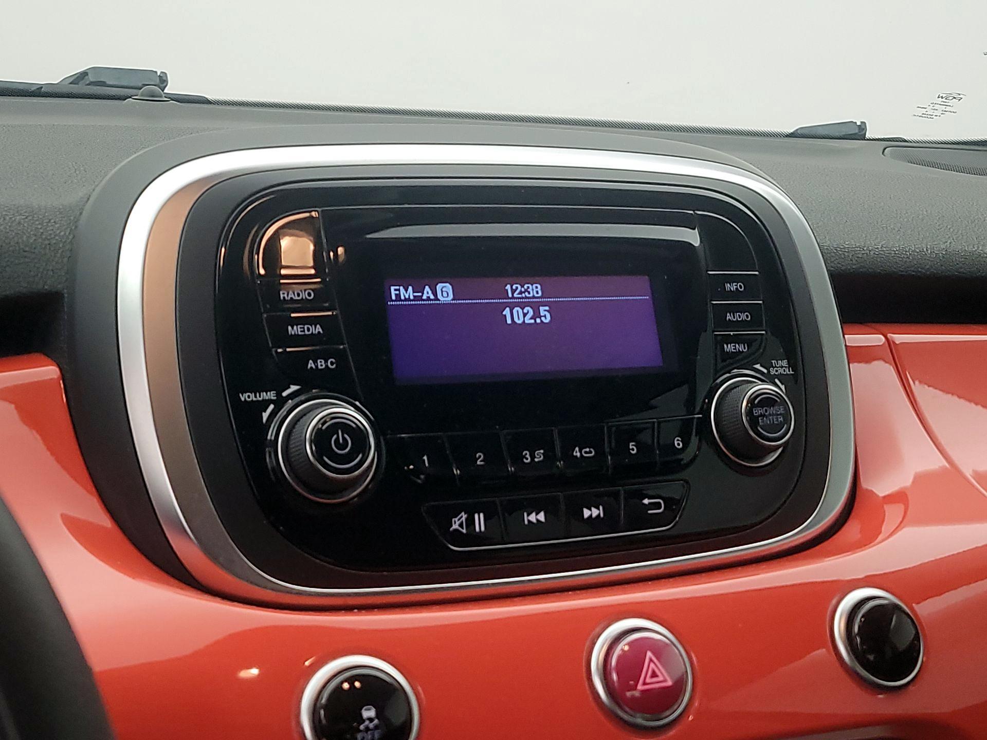 Thumbnail: 2016 Fiat 500X - 14