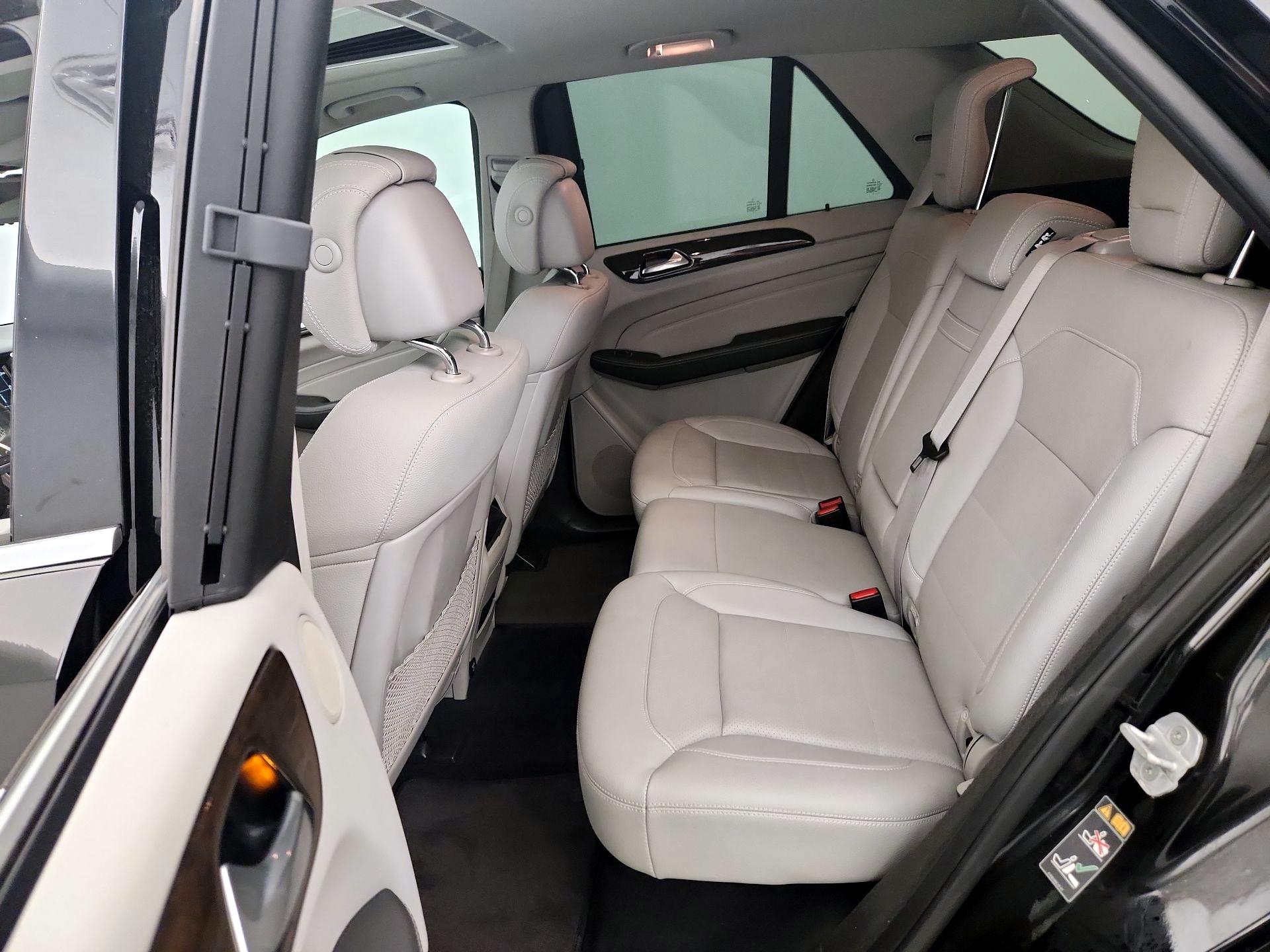 Thumbnail: 2015 Mercedes-Benz M-Class - 20