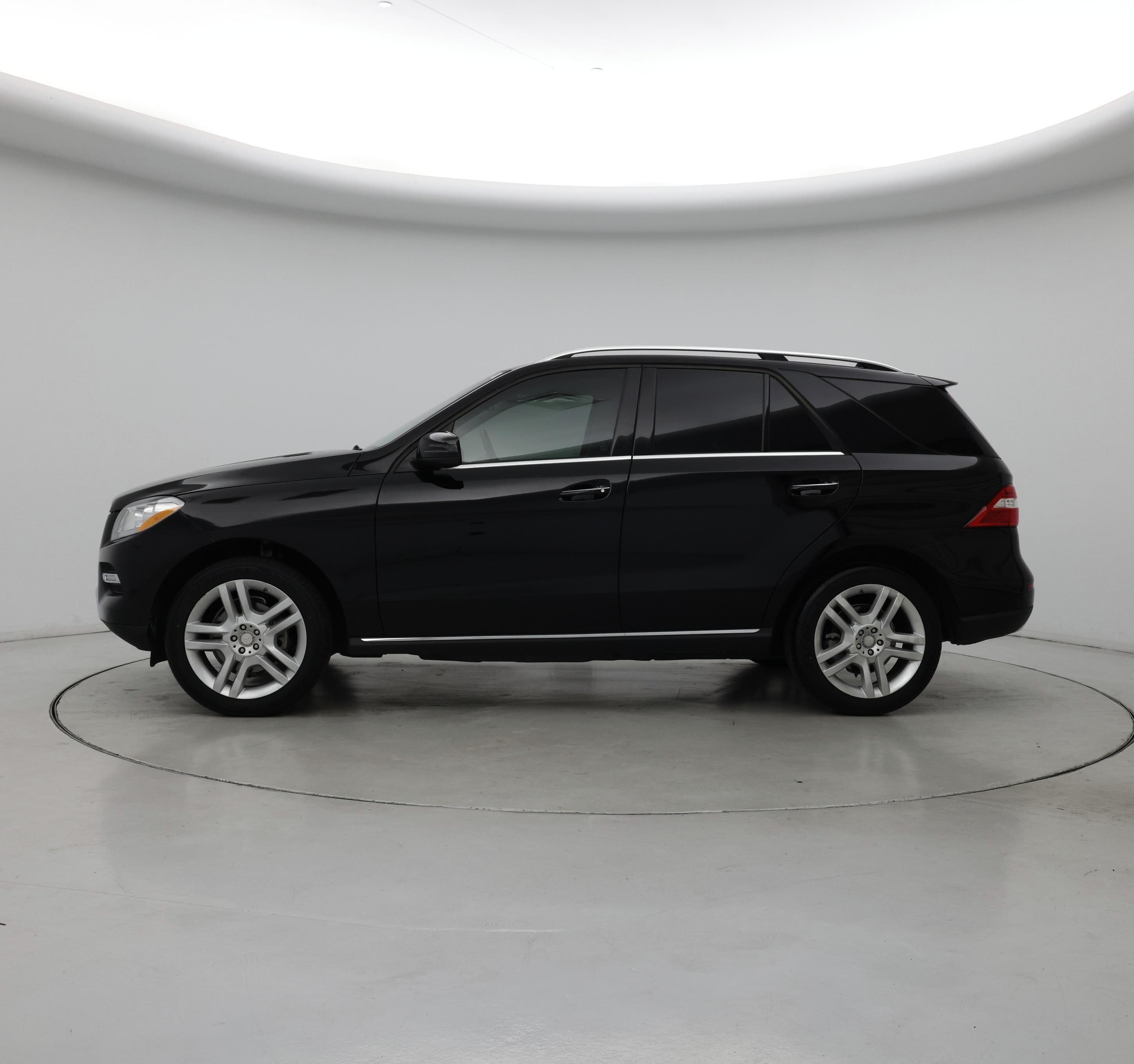 Thumbnail: 2015 Mercedes-Benz M-Class - 3
