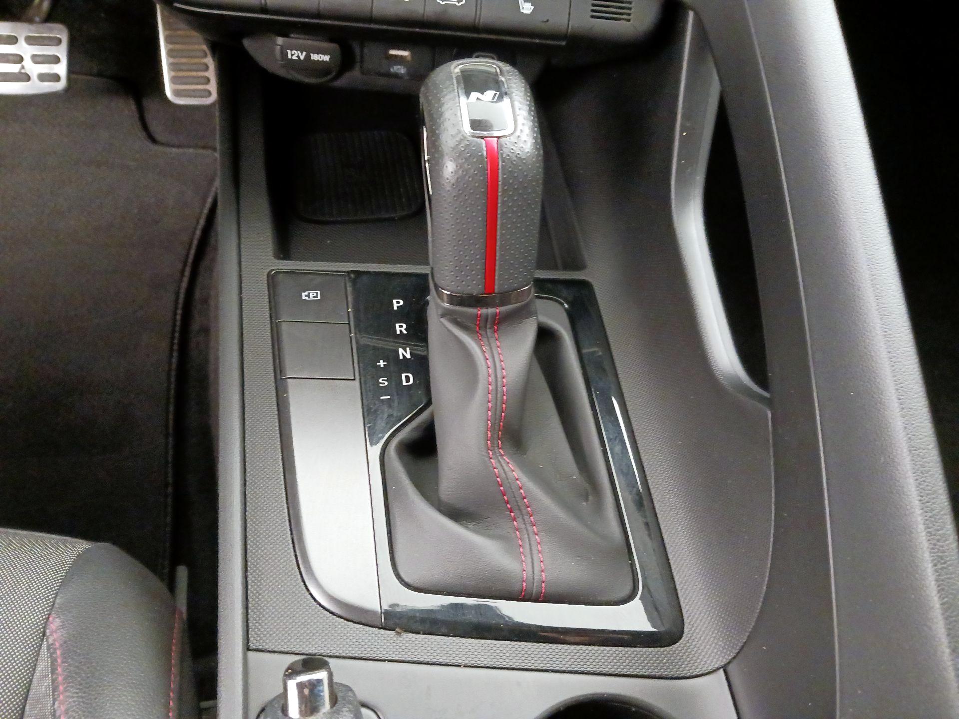 Thumbnail: 2024 Hyundai Elantra - 18