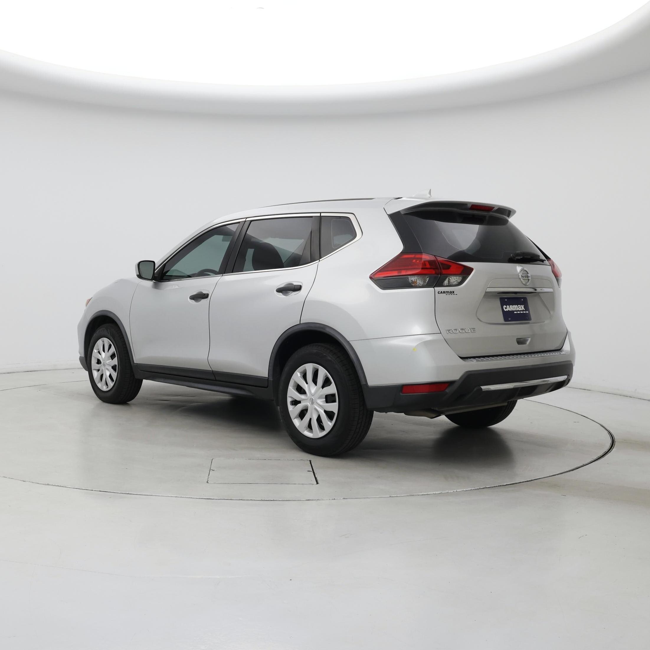 Thumbnail: 2017 Nissan Rogue - 2