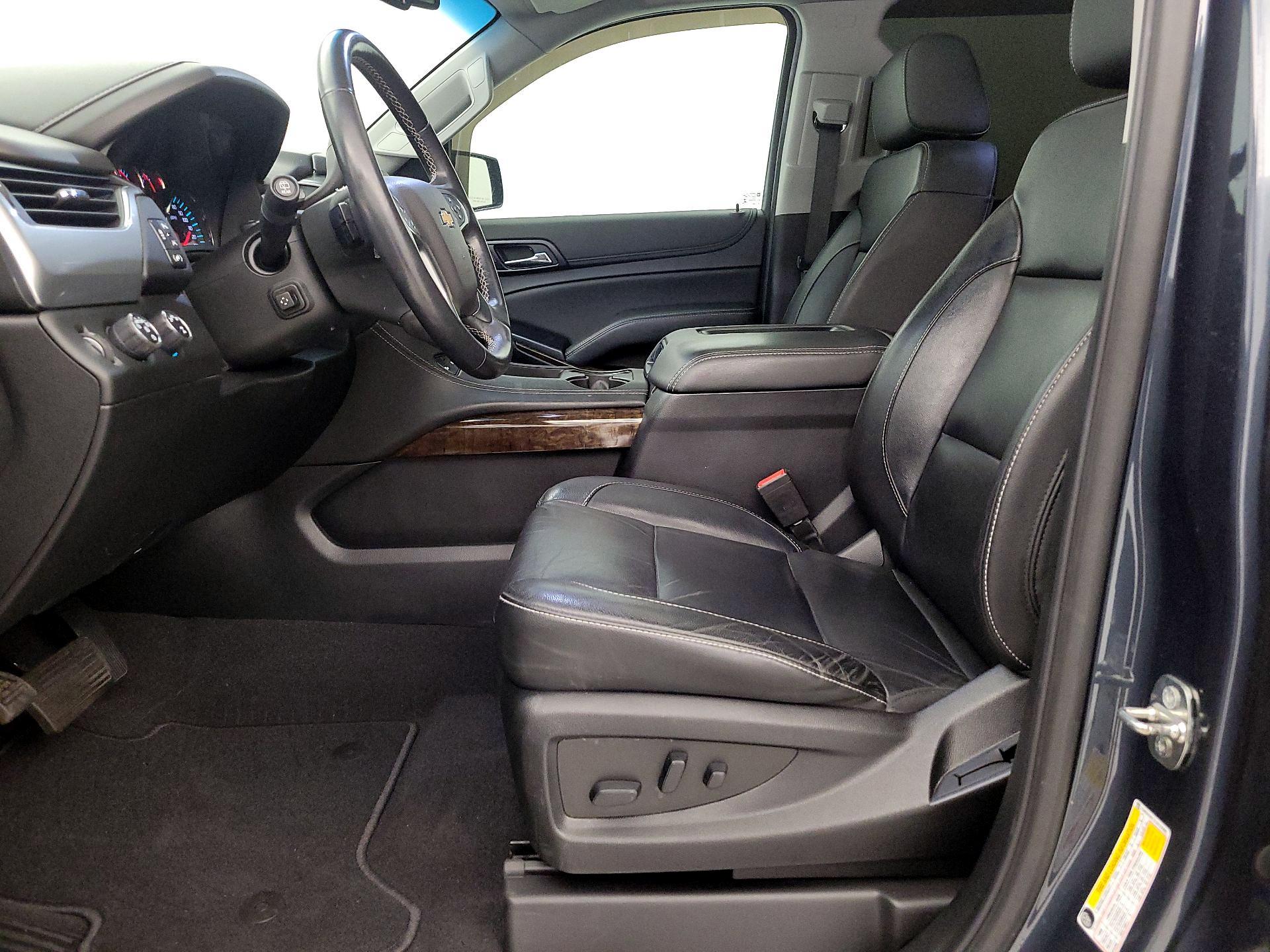 Thumbnail: 2020 Chevrolet Suburban - 11