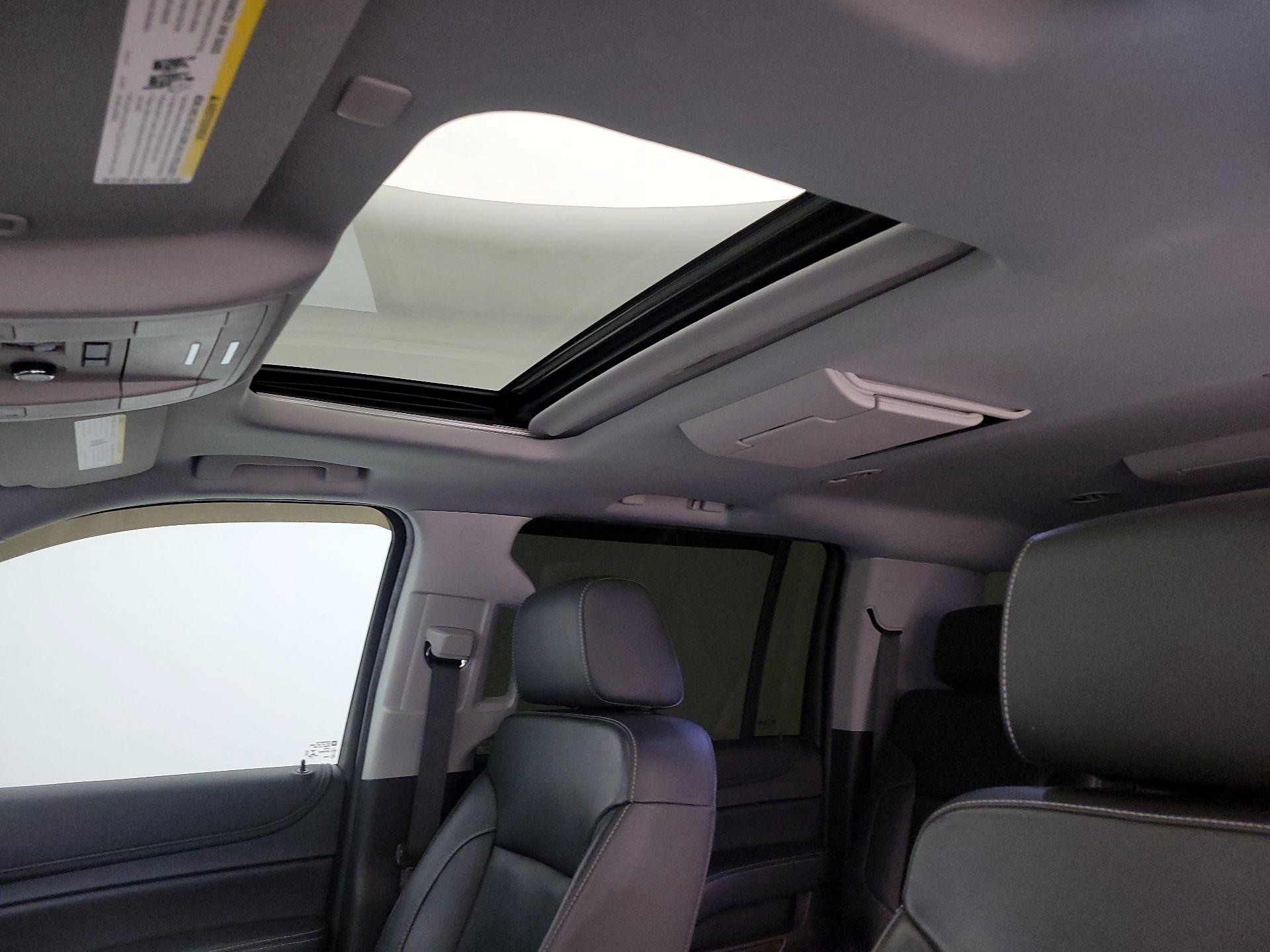 Thumbnail: 2020 Chevrolet Suburban - 20