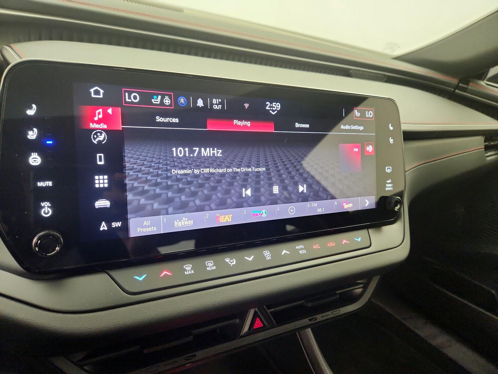 Thumbnail: 2025 Dodge Charger - 16