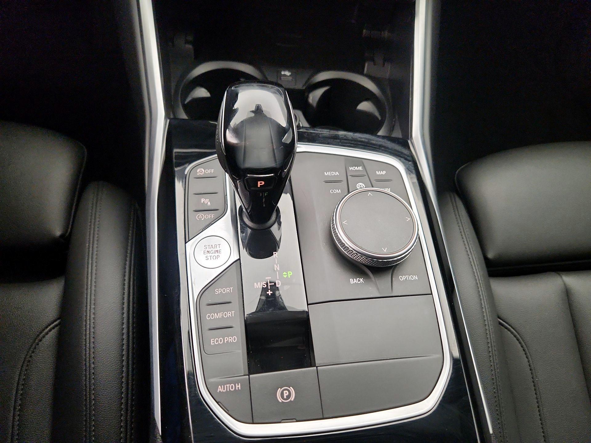 Thumbnail: 2019 BMW 3 Series - 18