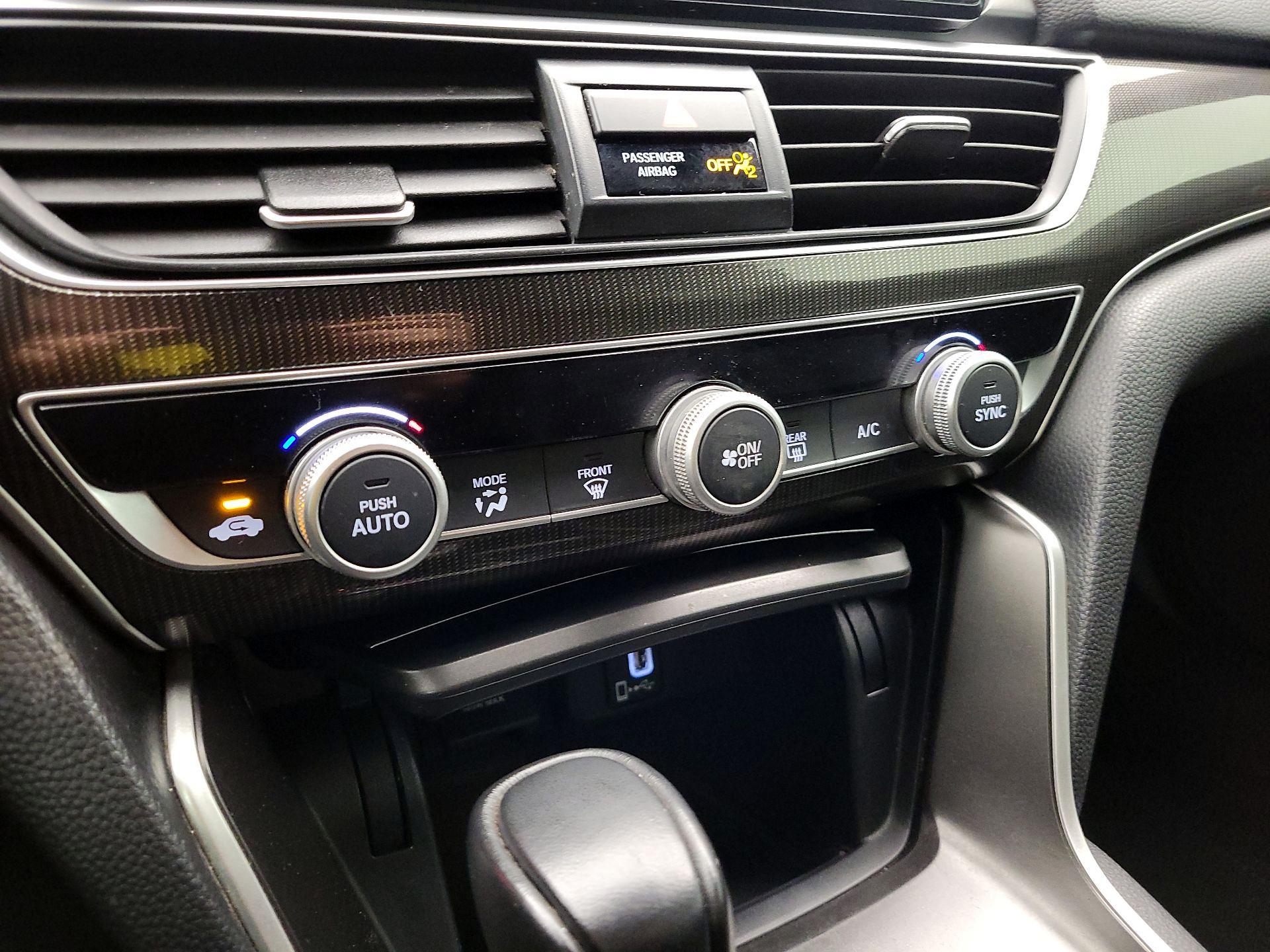 Thumbnail: 2018 Honda Accord - 16